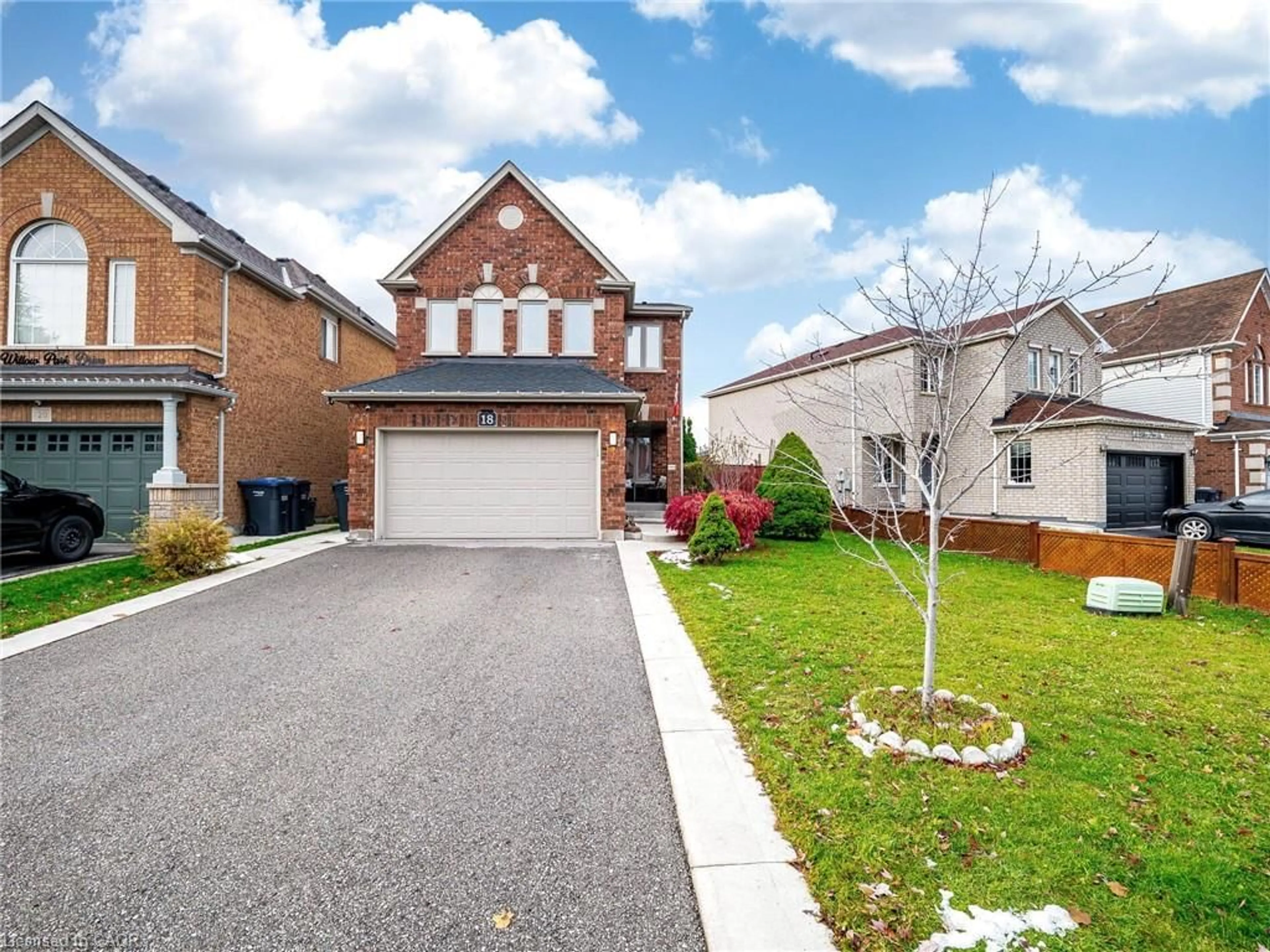 Home with brick exterior material, street for 18 Willow Park Dr, Brampton Ontario L6R 2M9