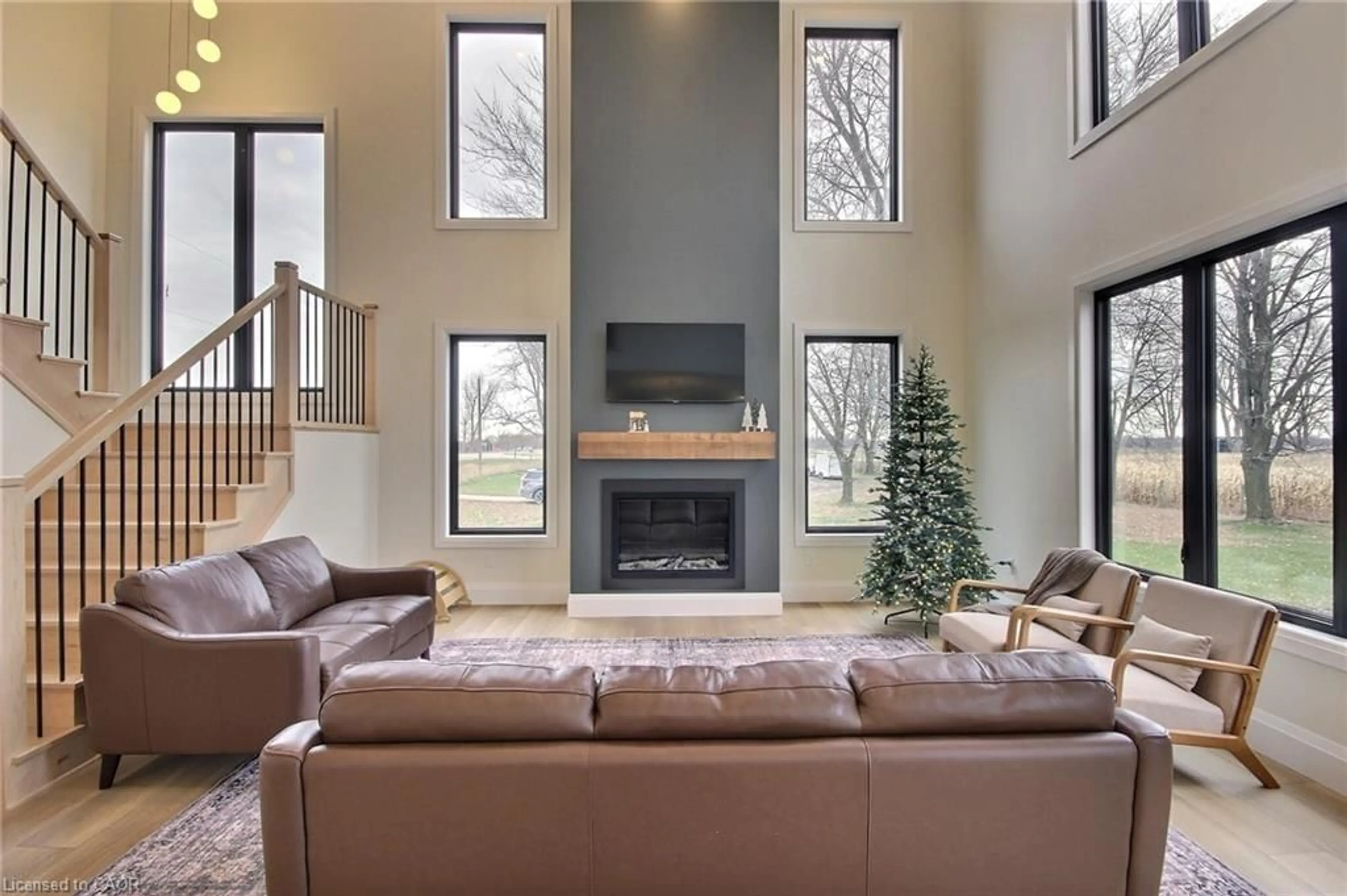 Living room with furniture, unknown for 6589 164 Rd, Monkton Ontario N0K 1P0