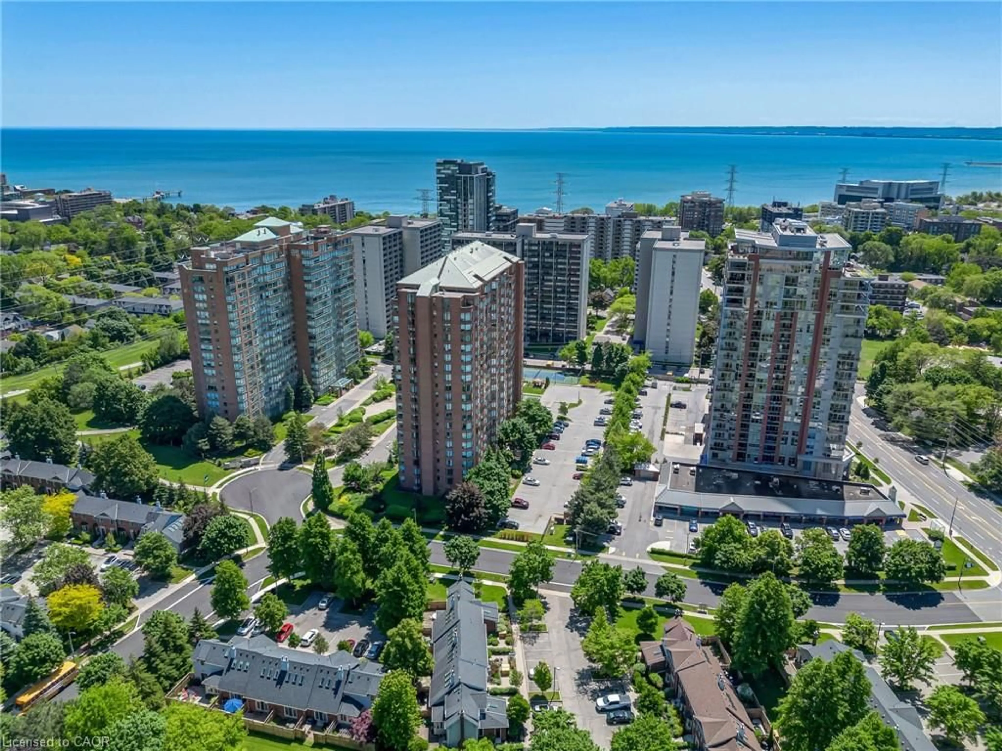 A pic from outside/outdoor area/front of a property/back of a property/a pic from drone, city buildings view from balcony for 1270 Maple Crossing Blvd #404, Burlington Ontario L7S 2J3