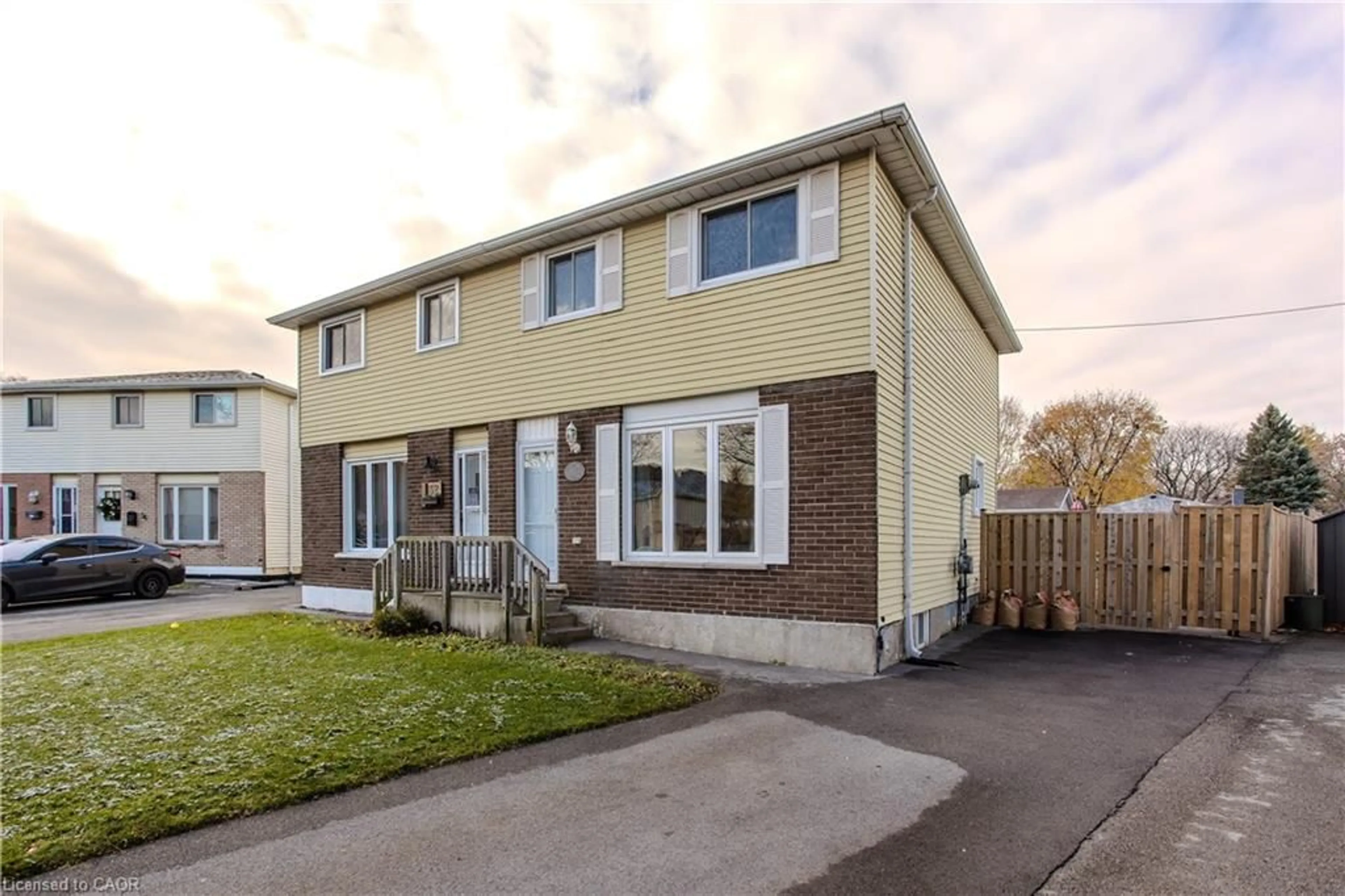 Unknown for 30 Graywood Rd, Hamilton Ontario L9C 6K4