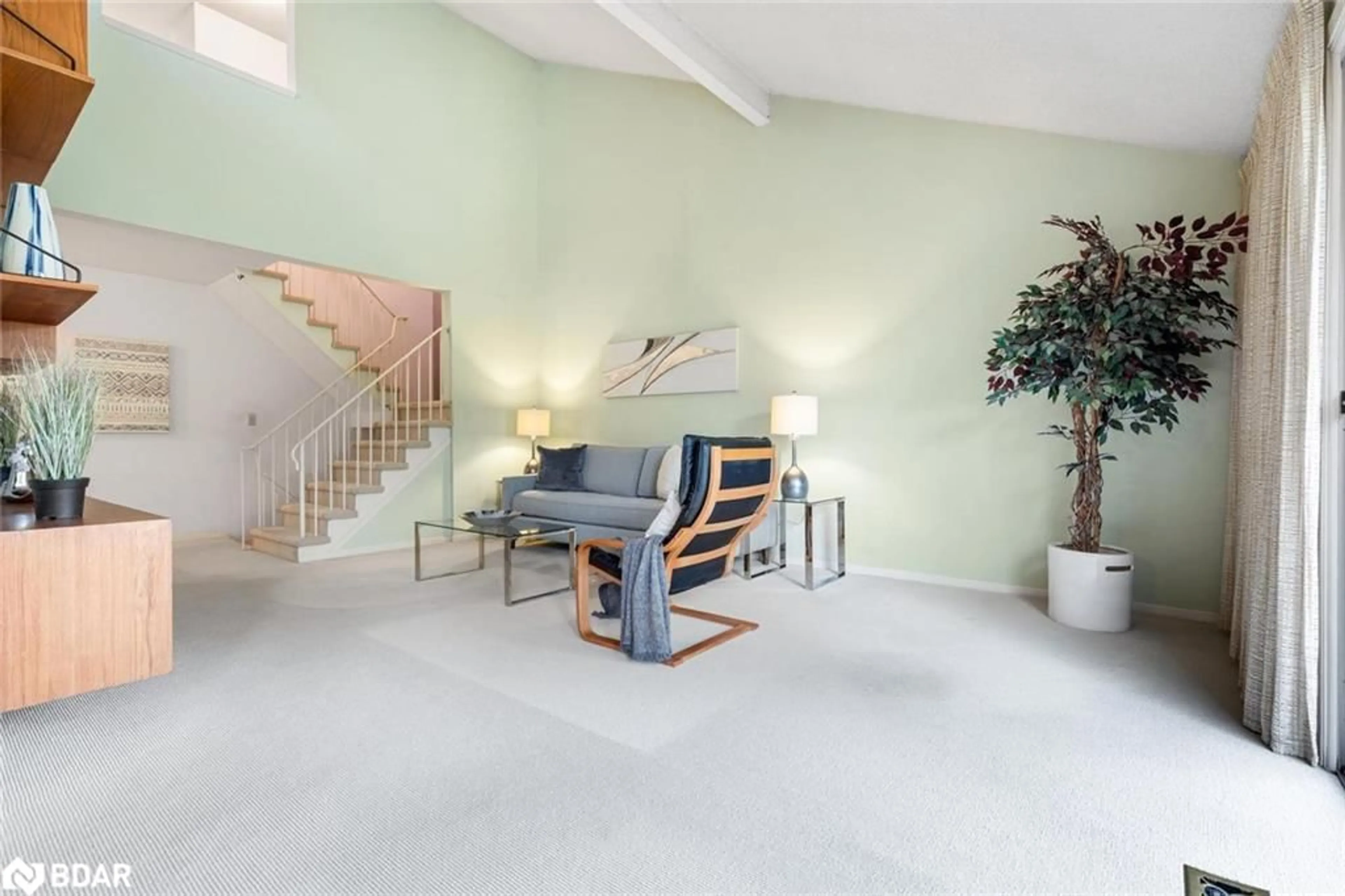 Indoor foyer for 4097 Pheasant Run, Mississauga Ontario L5L 2C2