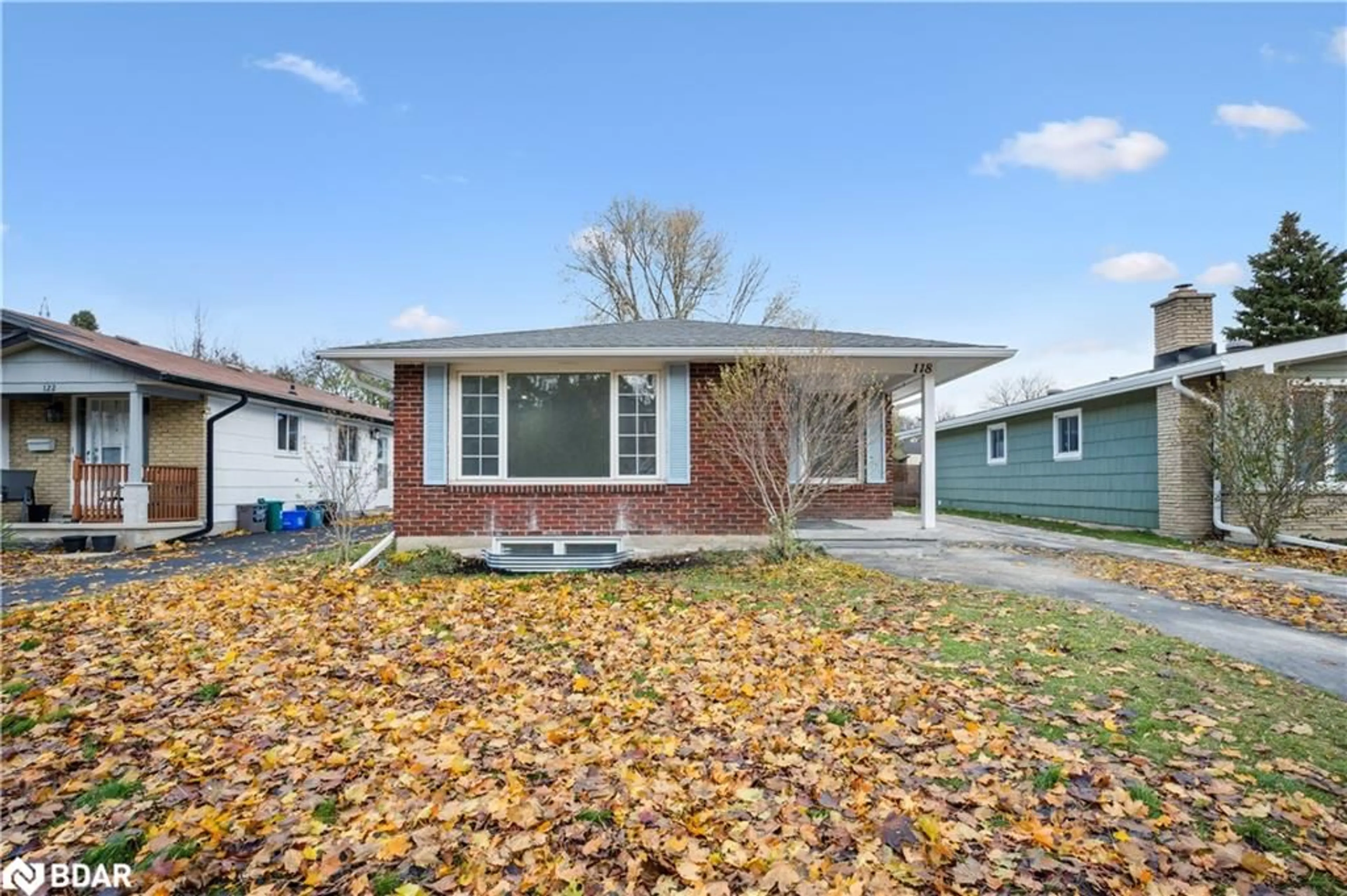 Home with brick exterior material, street for 118 Selkirk Dr, Kitchener Ontario N2E 1M4