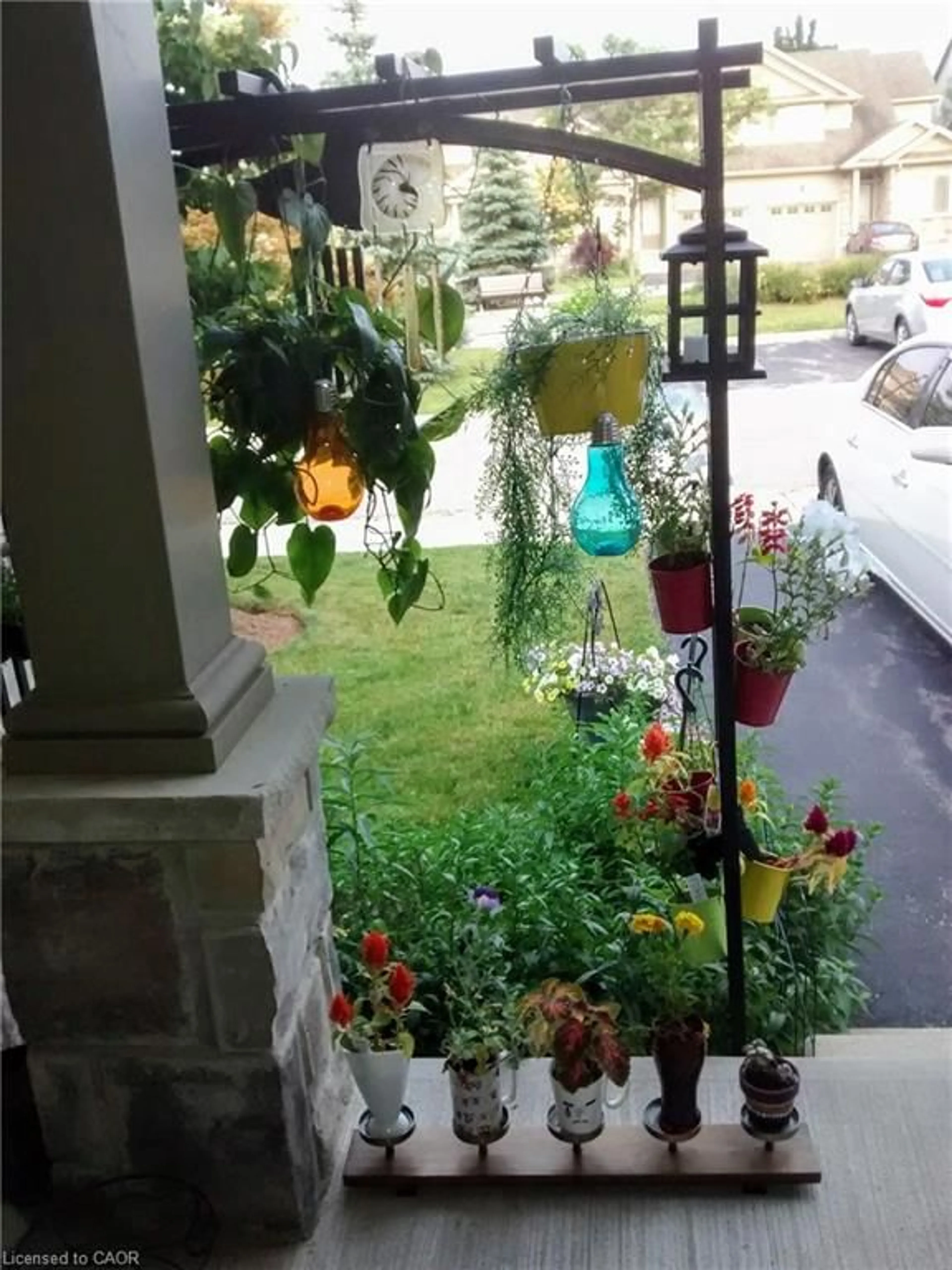 Patio, street for 795 Laurelwood Dr #A3, Waterloo Ontario N2V 0A3