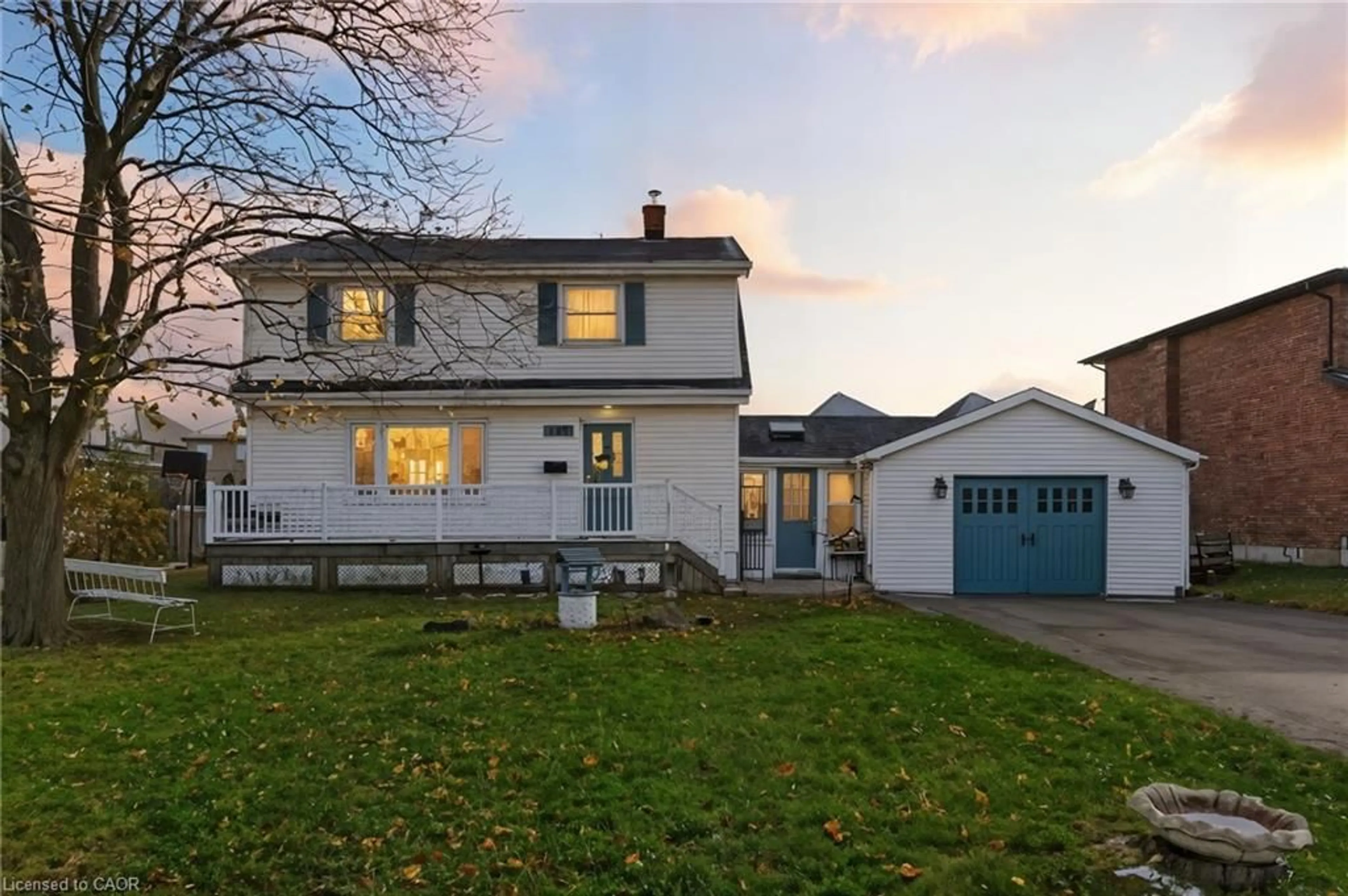 A pic from outside/outdoor area/front of a property/back of a property/a pic from drone, street for 160 First Rd, Stoney Creek Ontario L8J 2R4