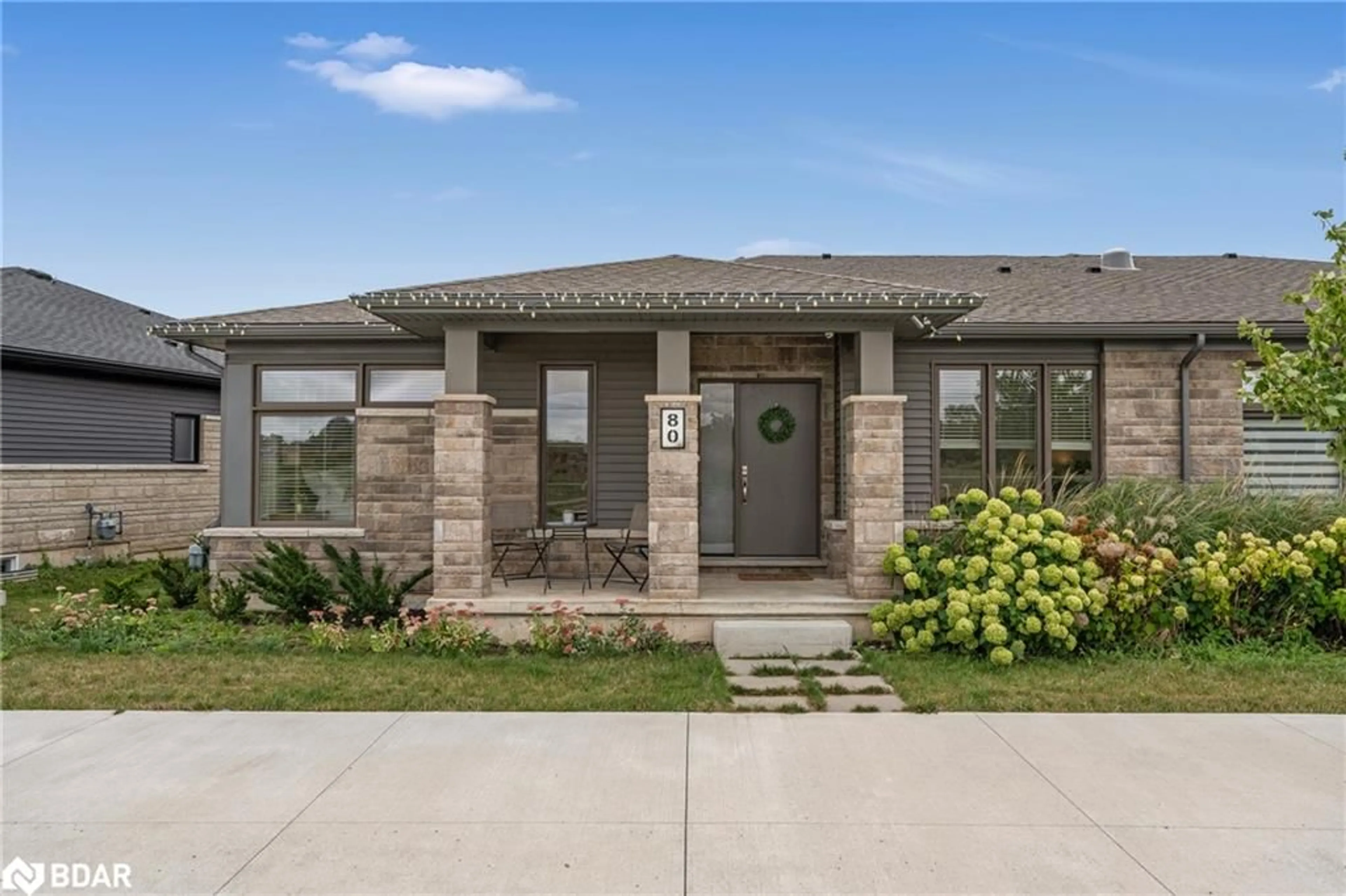 Home with brick exterior material, street for 80 Summersides Blvd, Fonthill Ontario L0S 1E6