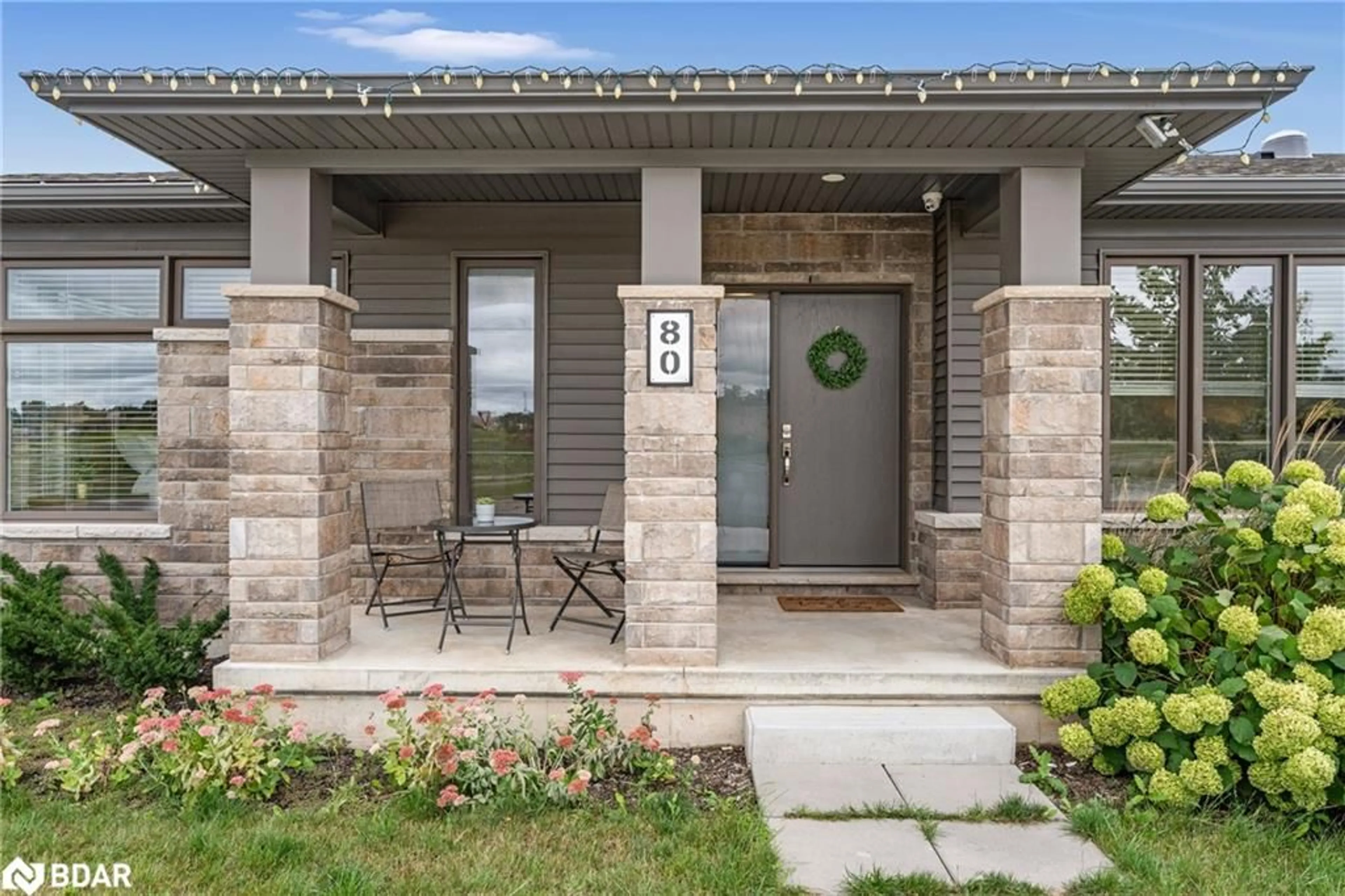 Home with brick exterior material, street for 80 Summersides Blvd, Fonthill Ontario L0S 1E6