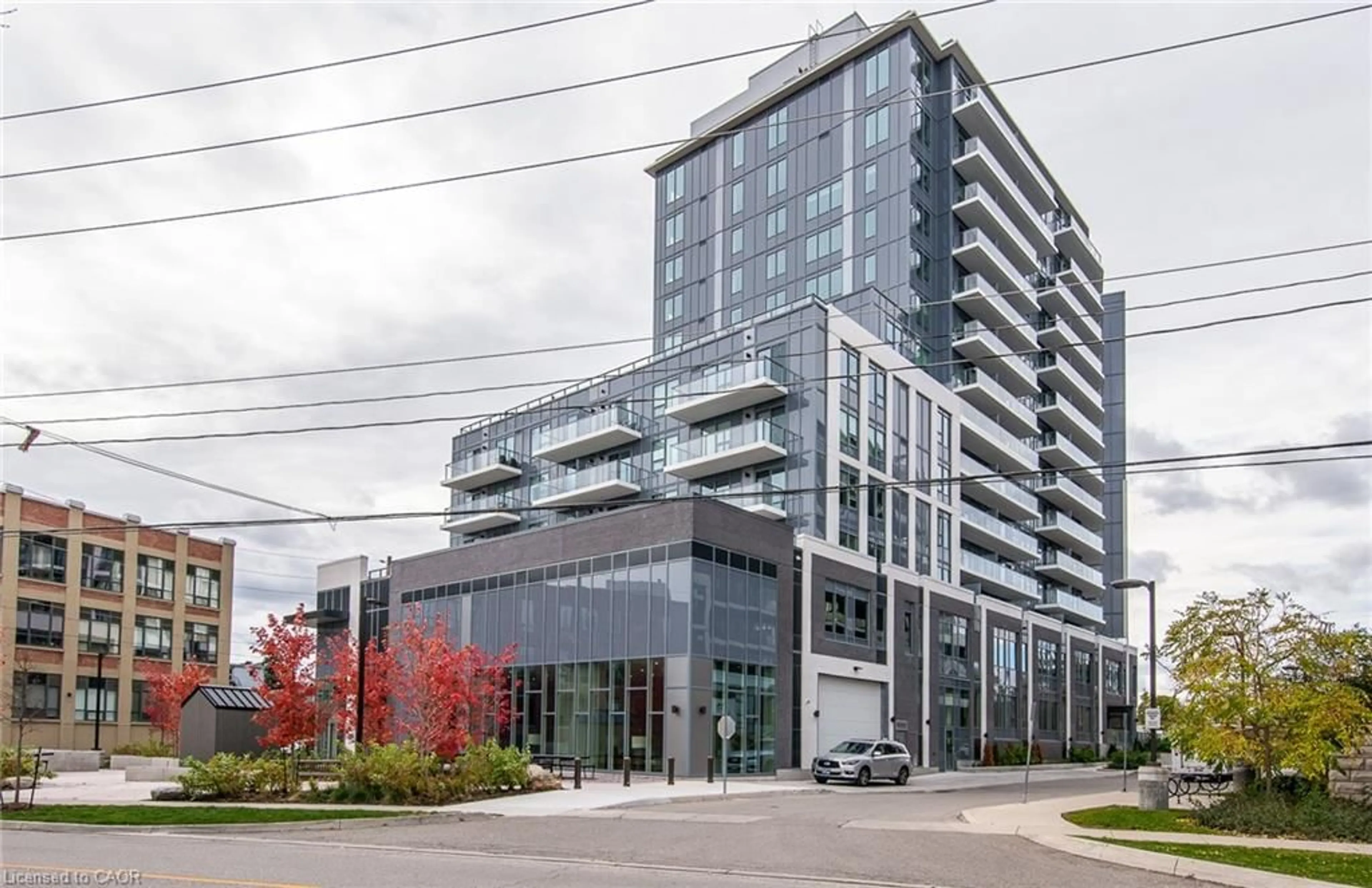 Indoor foyer for 93 Arthur St #1303, Guelph Ontario N1E 0T3