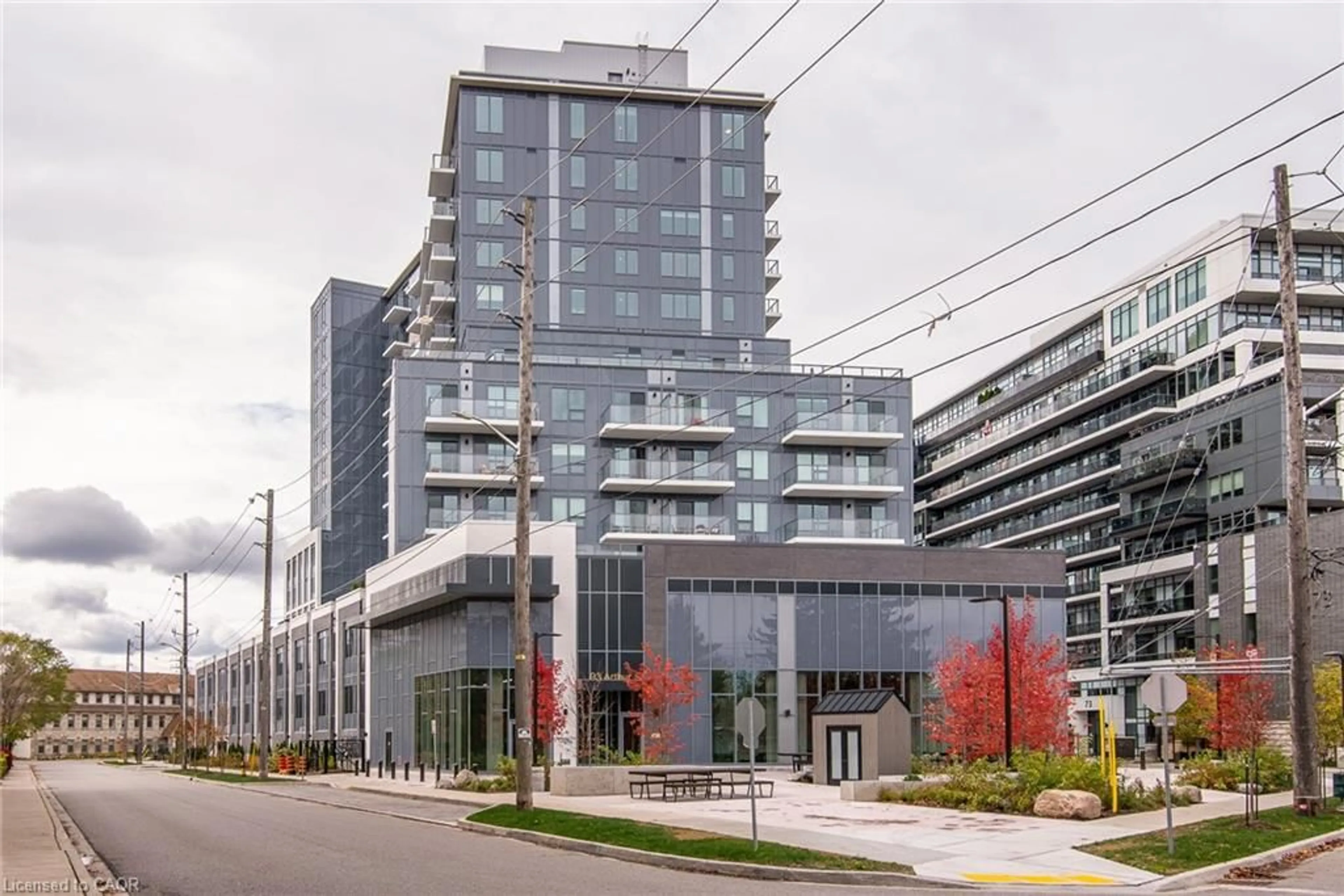 Indoor foyer for 93 Arthur St #1303, Guelph Ontario N1E 0T3