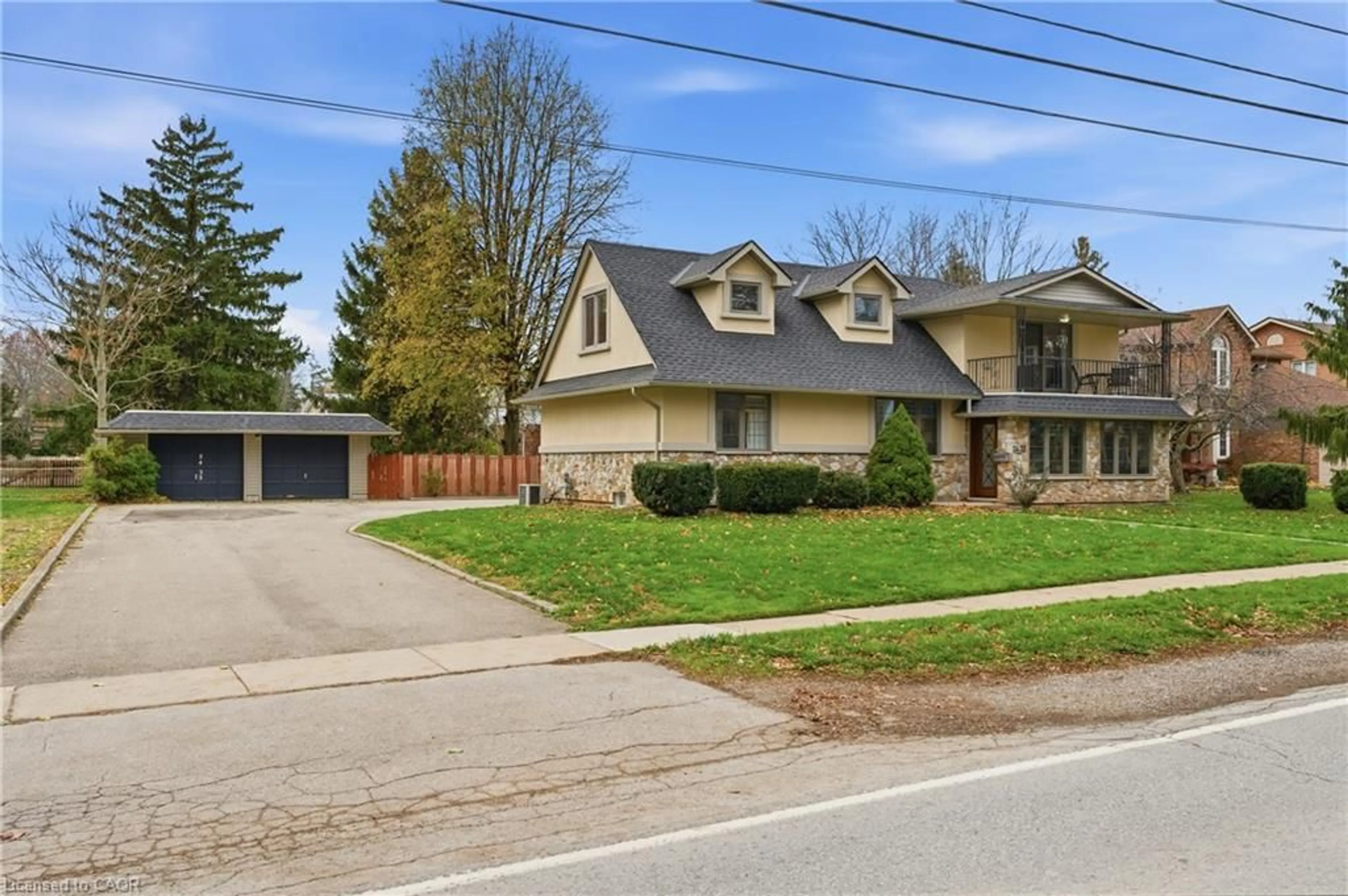 Unknown for 2435 Dorchester Rd, Niagara Falls Ontario L2J 2Y9