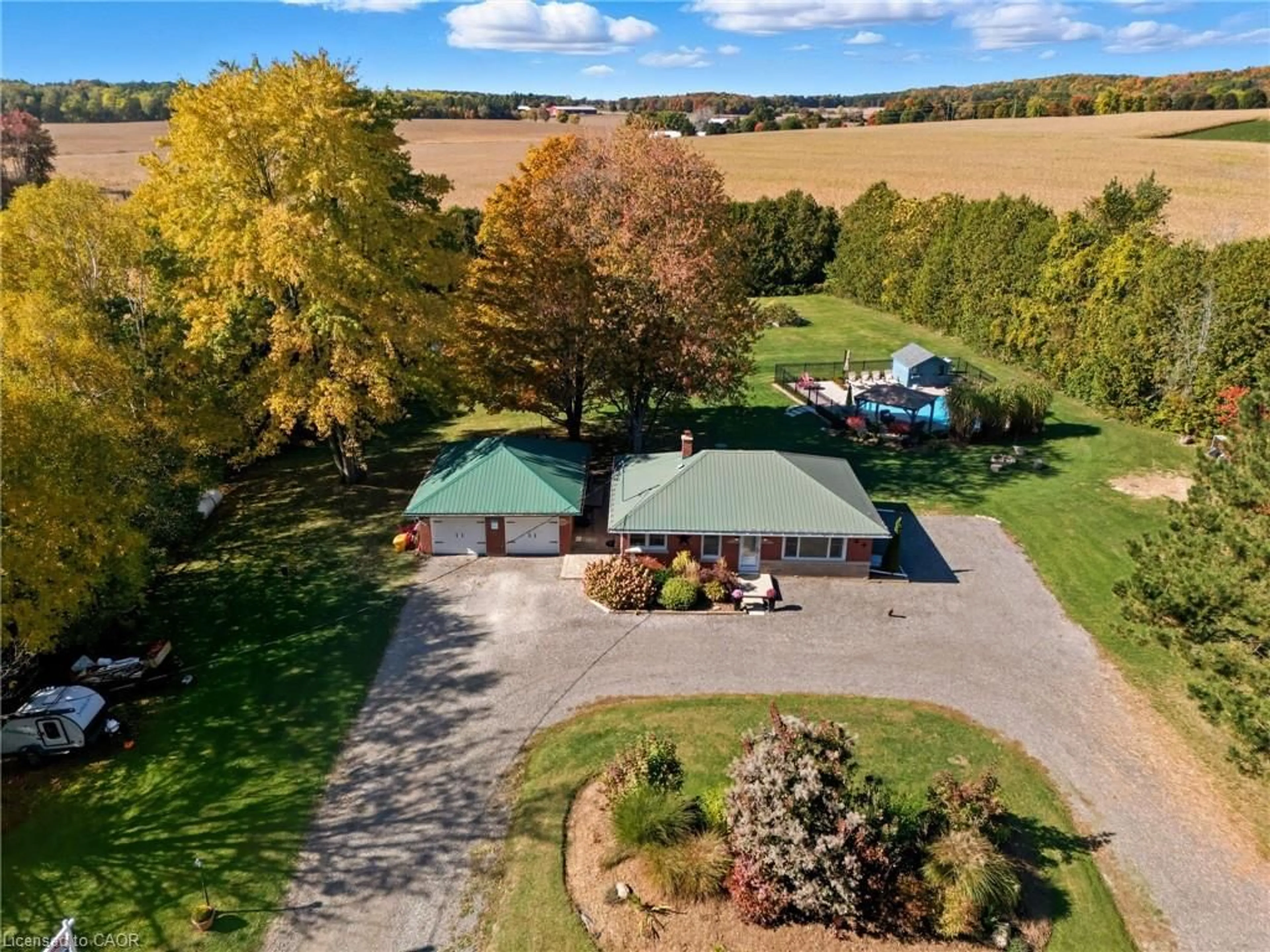 A pic from outside/outdoor area/front of a property/back of a property/a pic from drone, water/lake/river/ocean view for 1822 Spragues Rd, Ayr Ontario N1R 5S5
