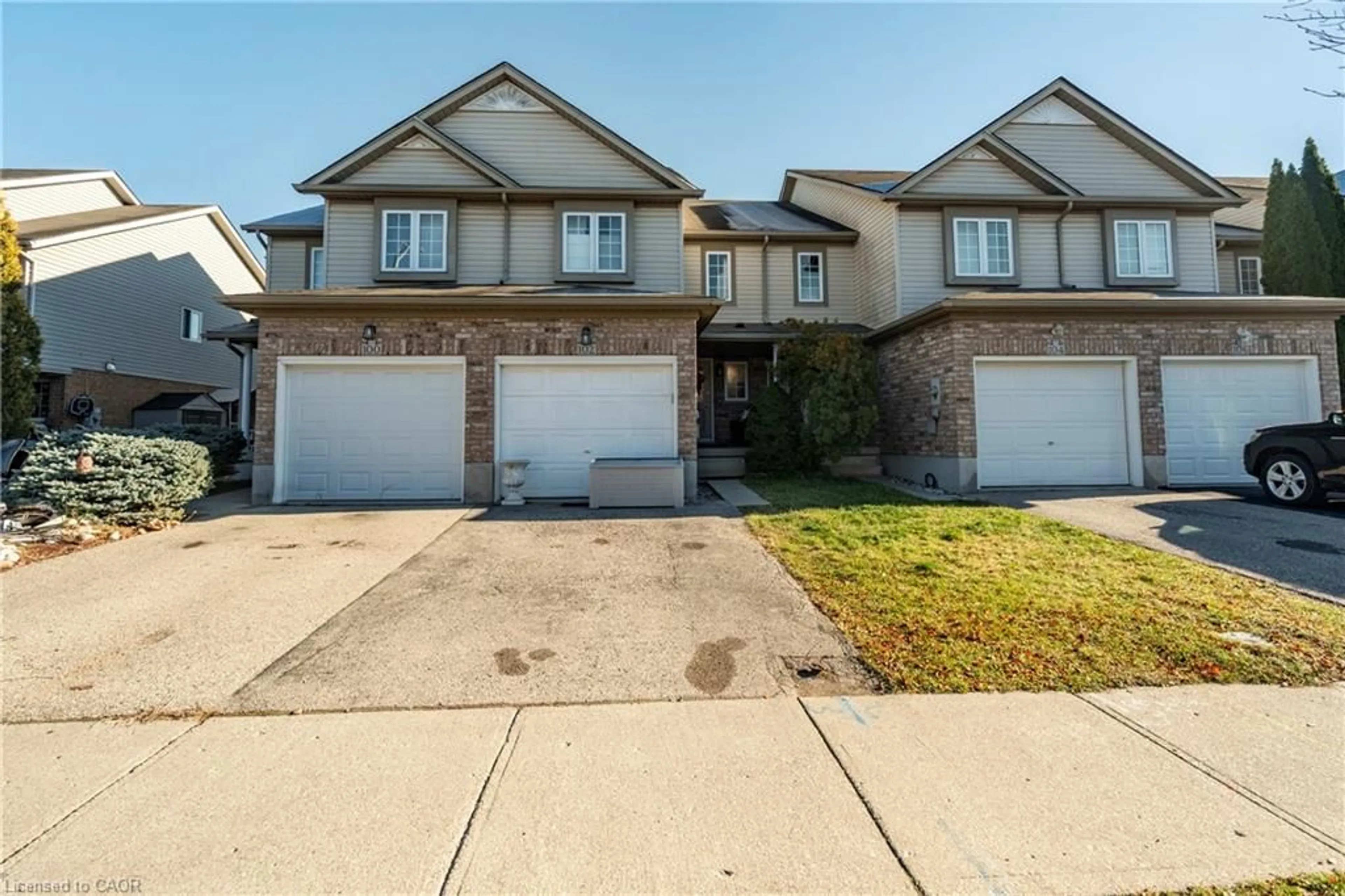 Unknown for 102 Donnenwerth Dr, Kitchener Ontario N2E 4C9