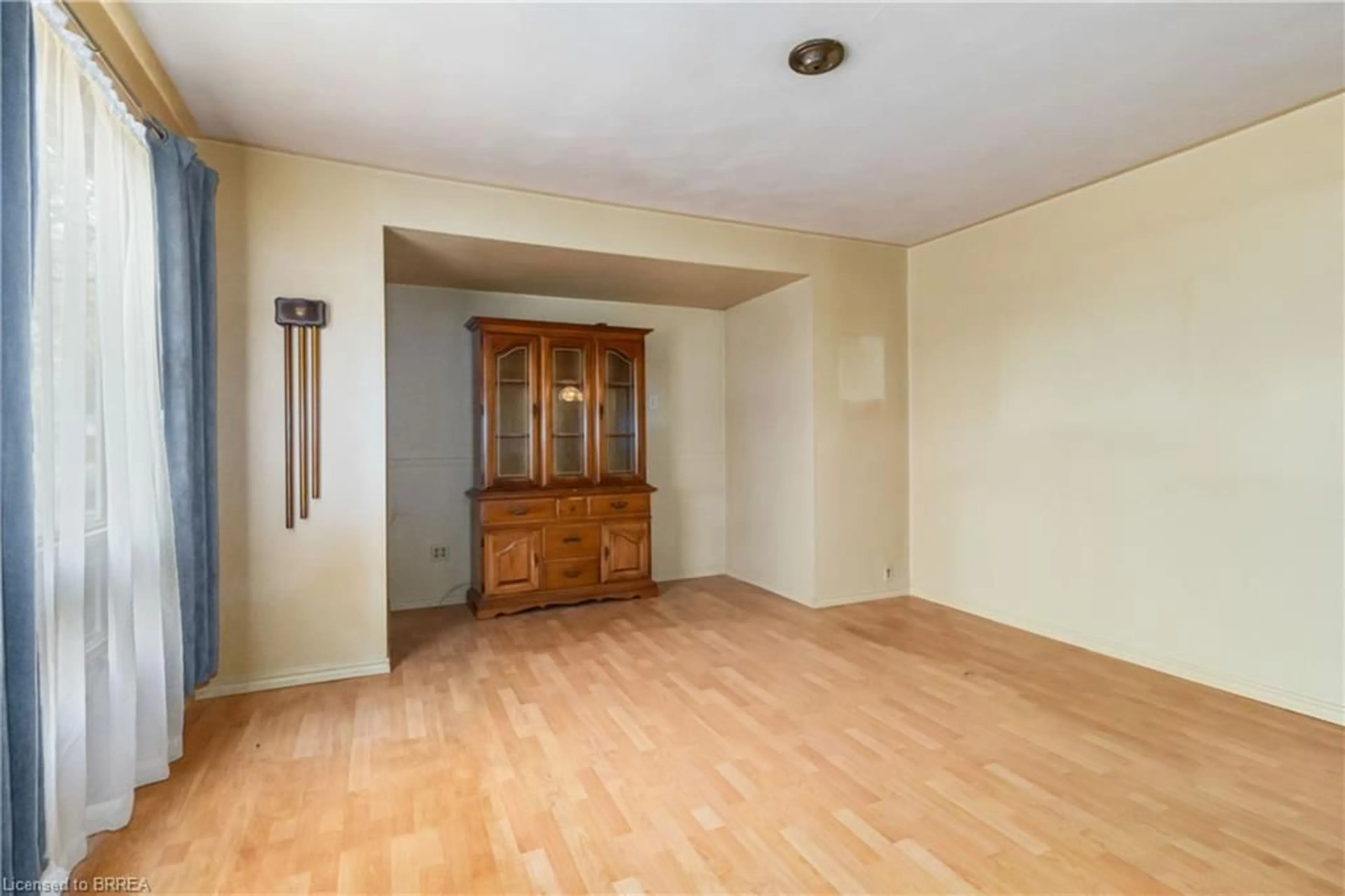 A pic of a room for 86 Baldwin Ave, Brantford Ontario N3S 1H7