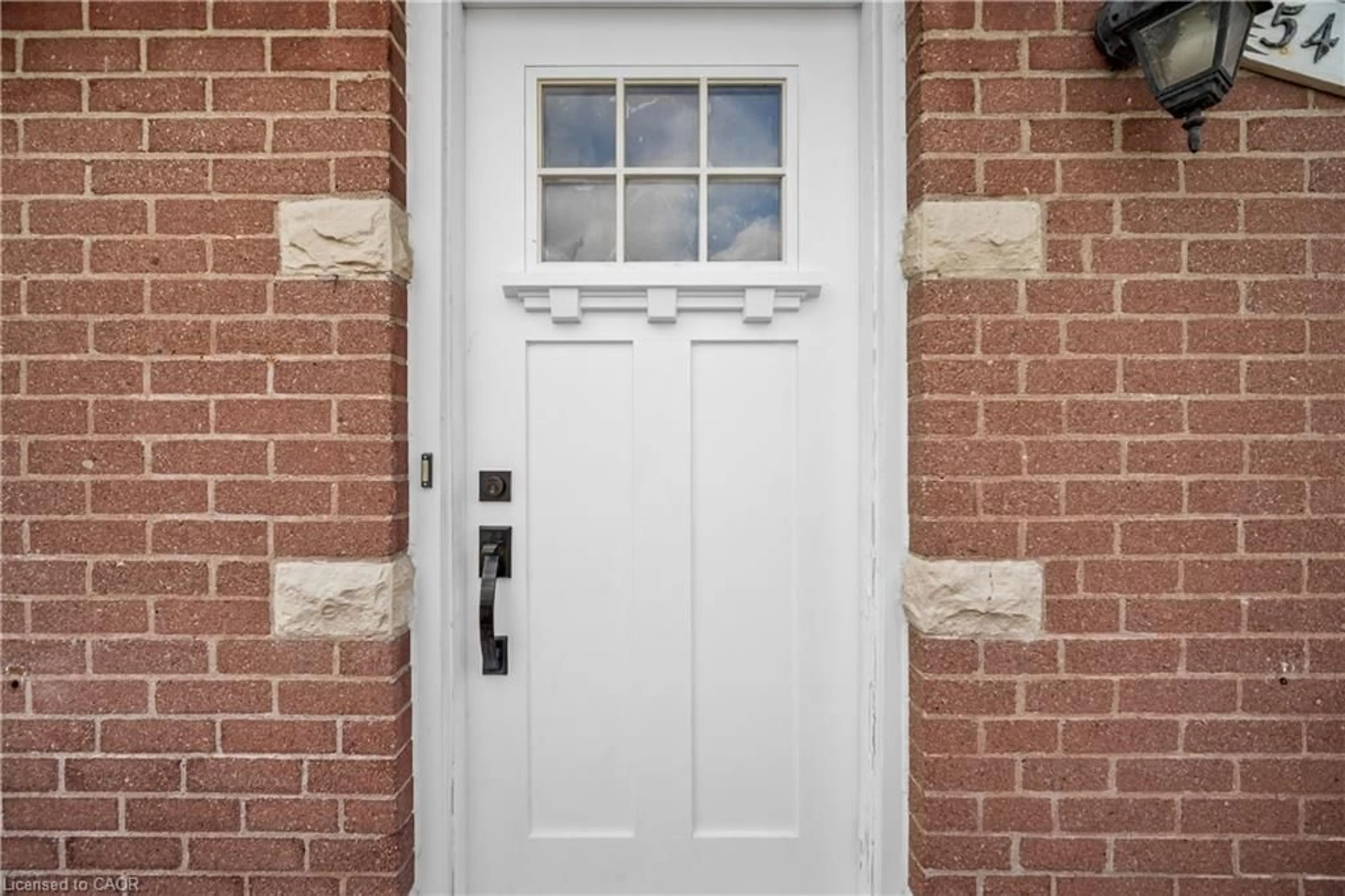 Home with brick exterior material, street for 541 Courtland Ave, Kitchener Ontario N2G 2W9