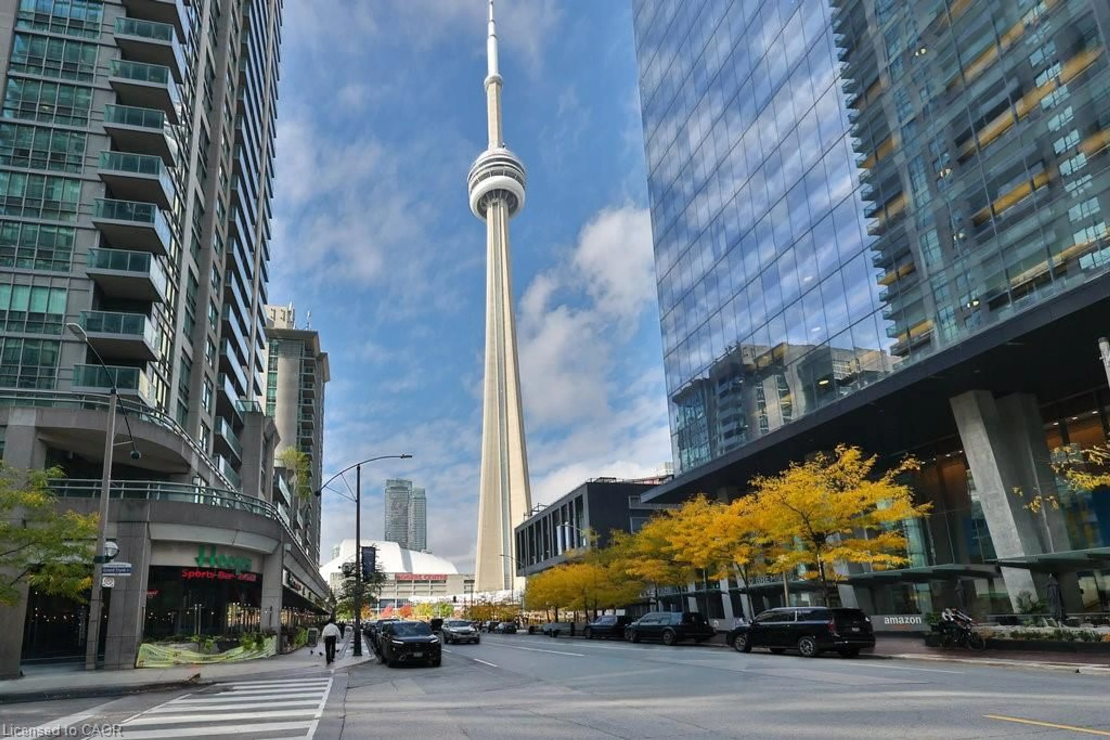 Unknown for 30 Grand Trunk Cres #708, Toronto Ontario M5J 3A3