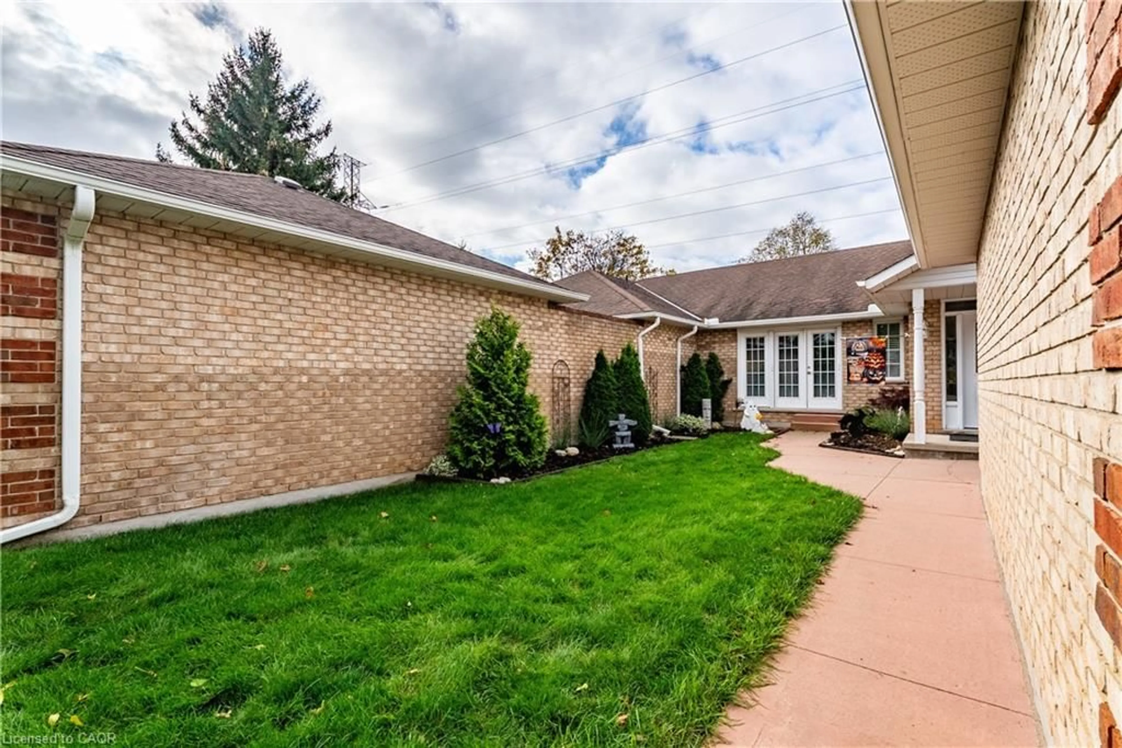 Home with brick exterior material, street for 75 Beasley Cres #9, Cambridge Ontario N1T 1P5