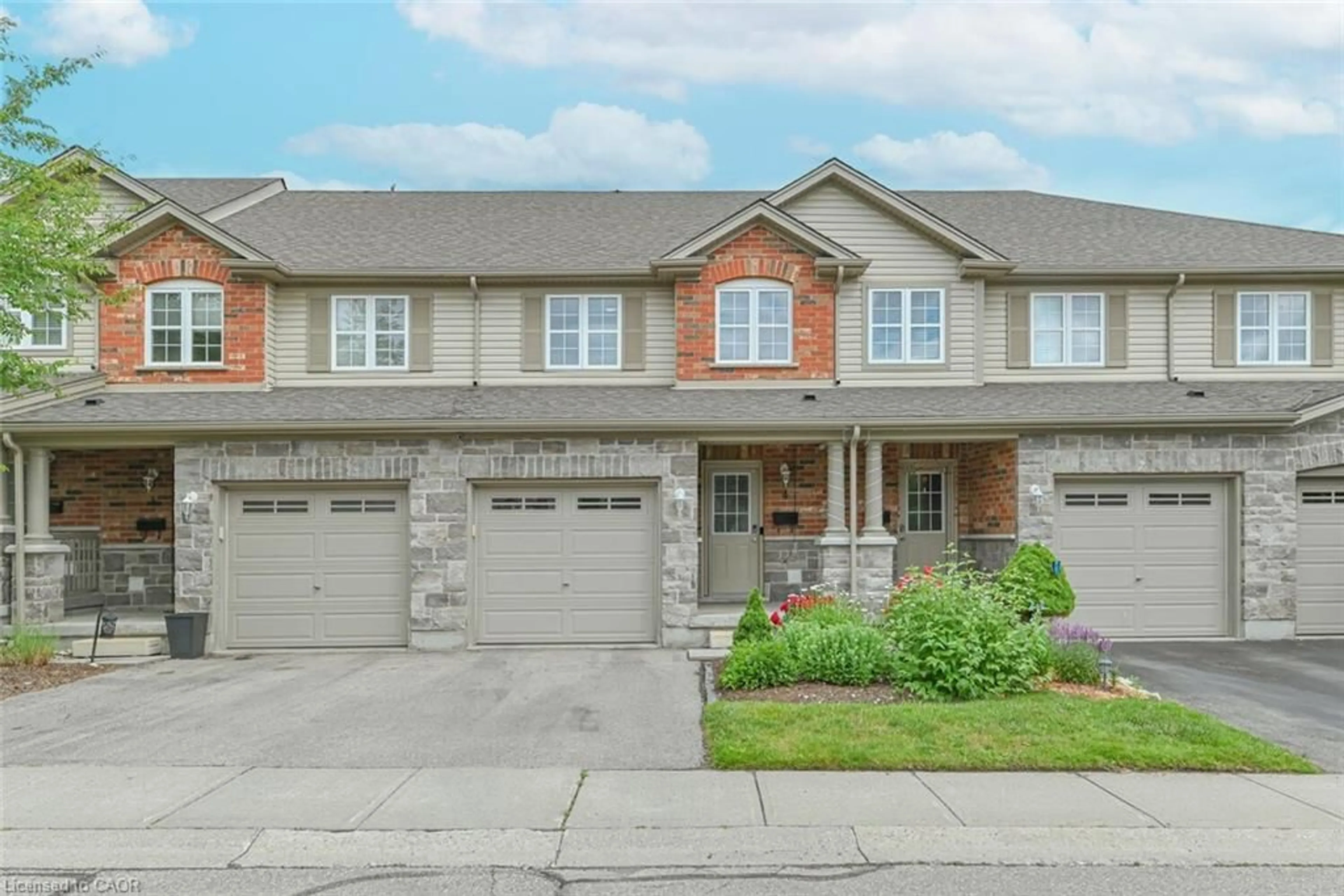 Home with brick exterior material, street for 535 Margaret St #4, Cambridge Ontario N3H 0A5