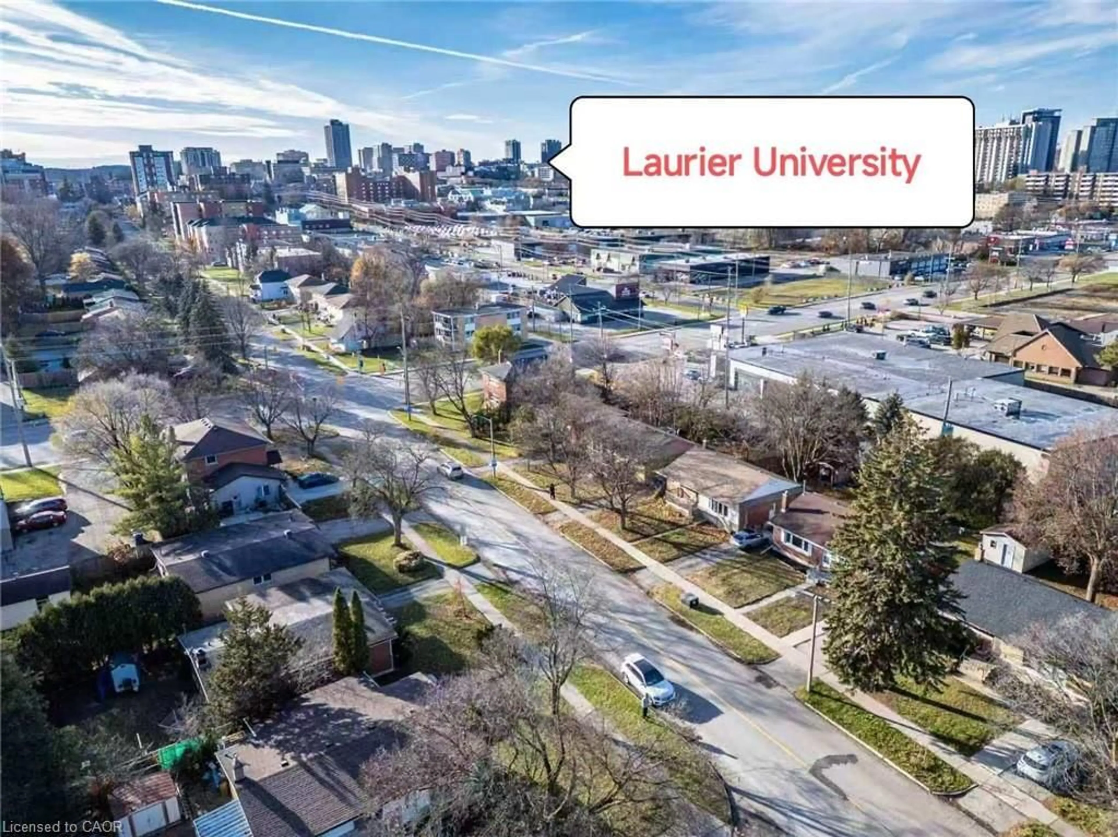 A pic from outside/outdoor area/front of a property/back of a property/a pic from drone, street for 120 Marshall St, Waterloo Ontario N2J 2T7