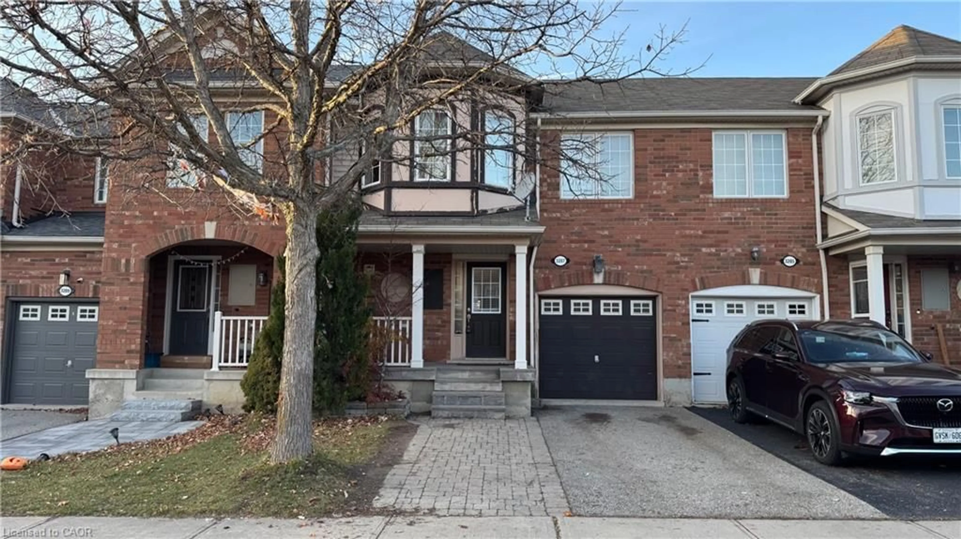 Home with brick exterior material, street for 3207 Stornoway Cir, Oakville Ontario L6M 5H6