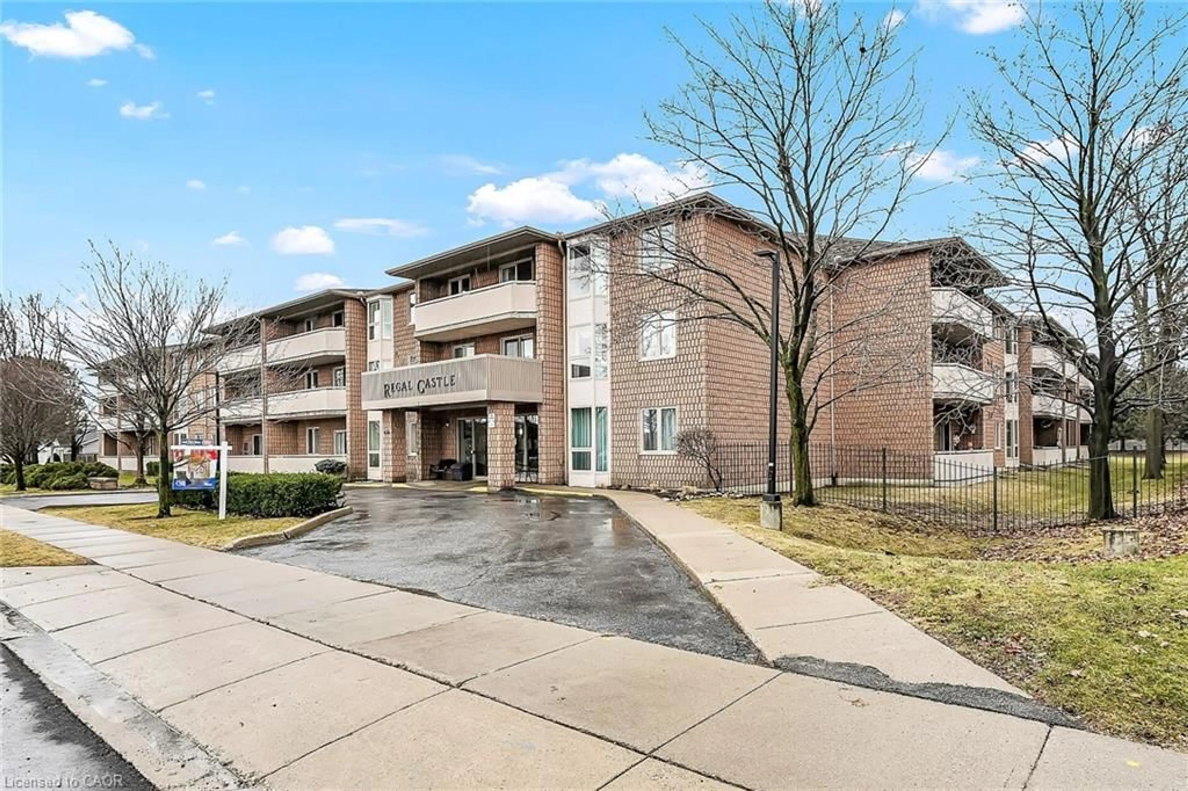 Unknown for 416 Limeridge Rd #309, Hamilton Ontario L9A 2S7