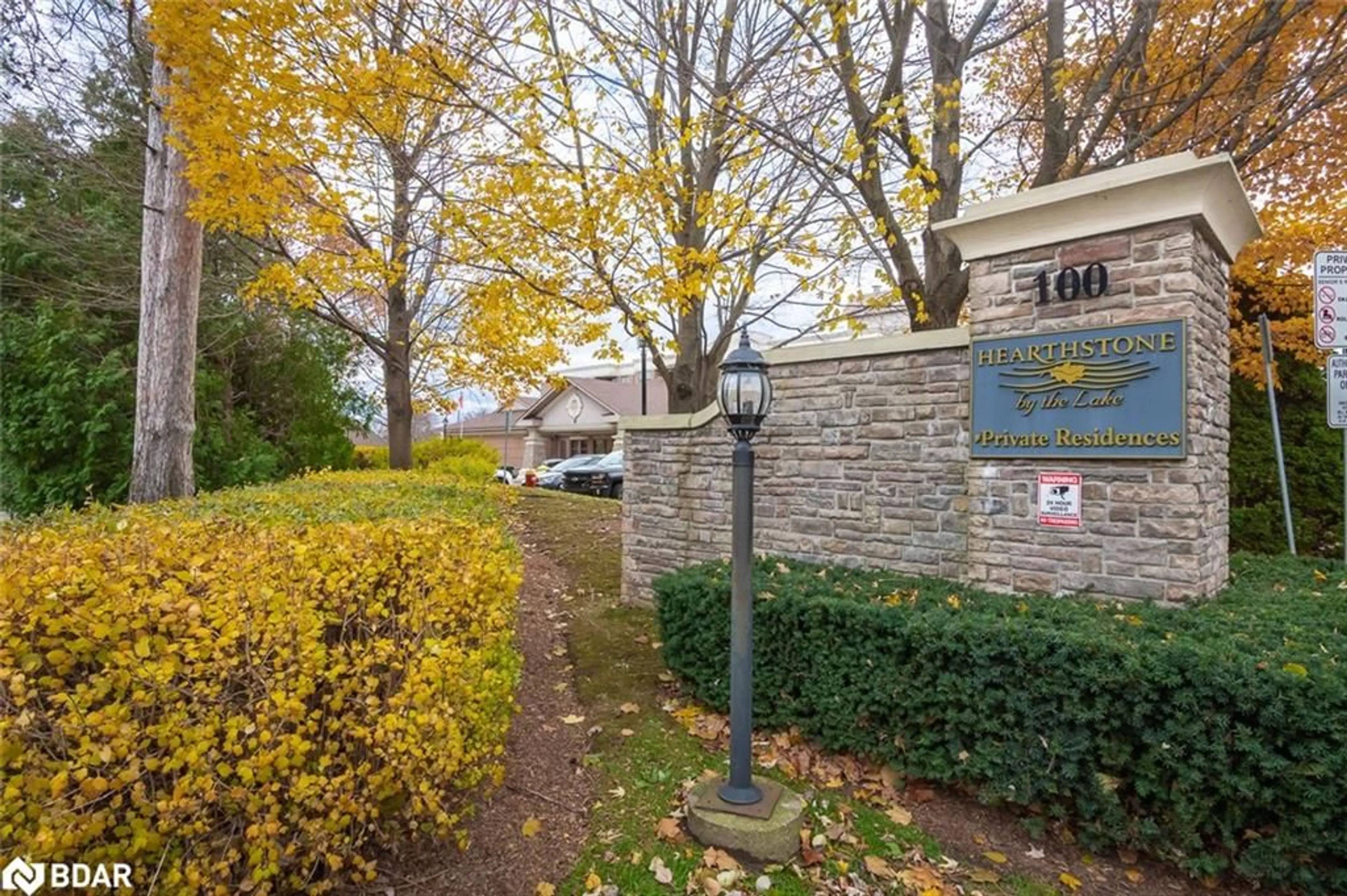 Unknown for 100 Burloak Dr #2112, Burlington Ontario L7L 6P6