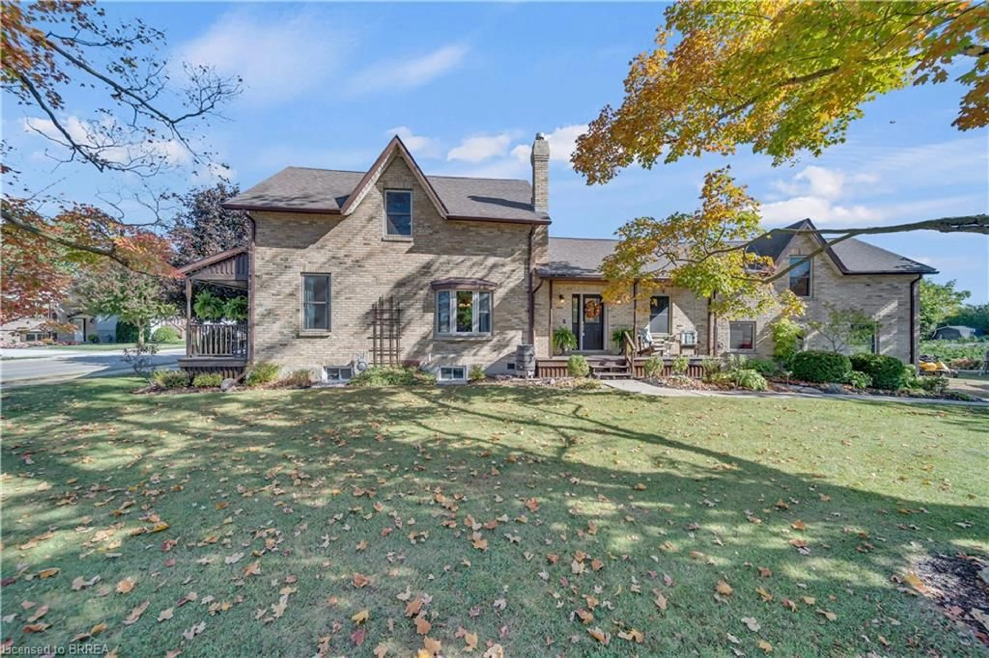 Home with brick exterior material, street for 690 Wallace Ave, Listowel Ontario N4W 1Y4