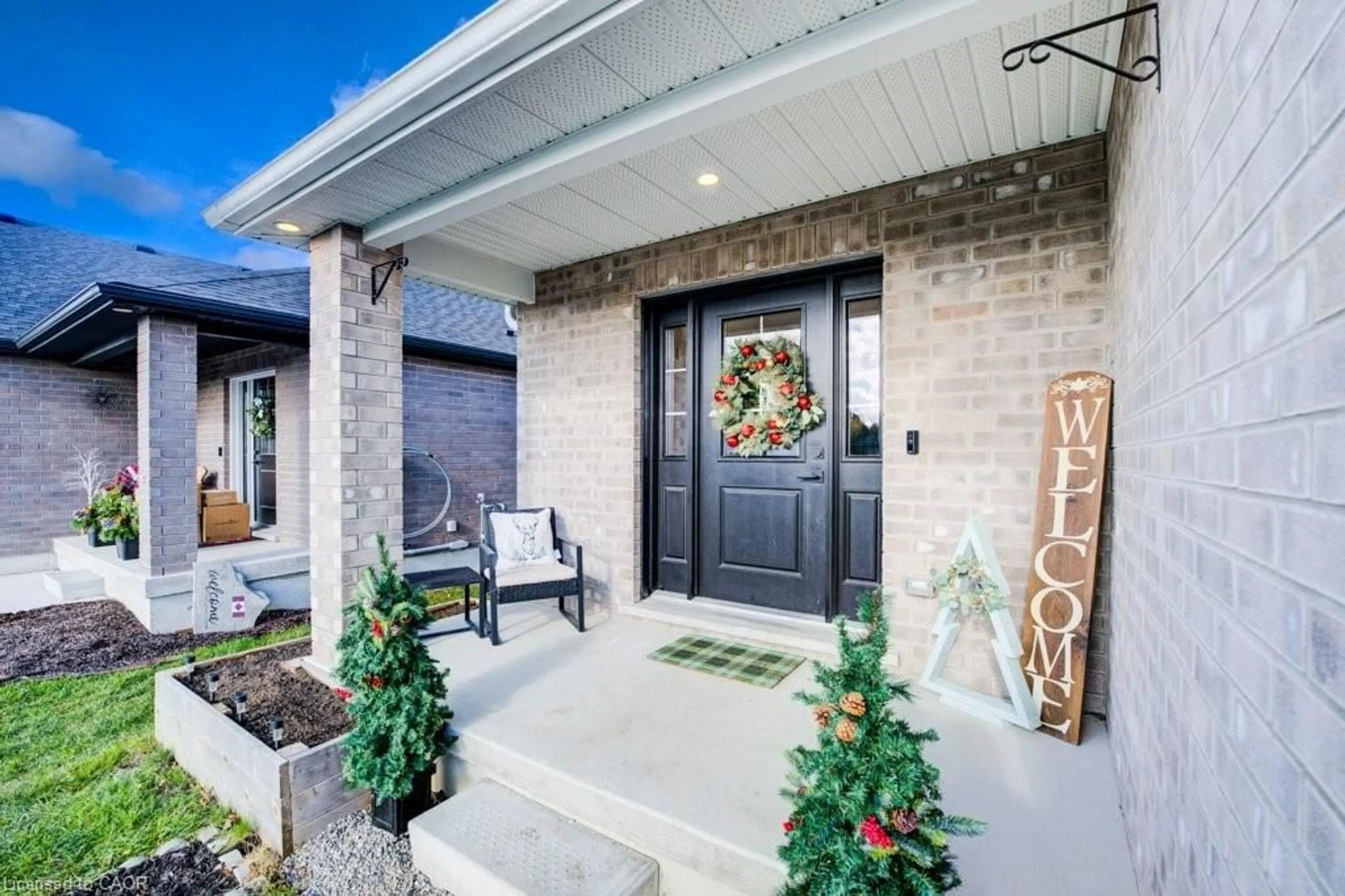 Indoor entryway for 8 Malcolm Cres, Listowel Ontario N4W 0K3