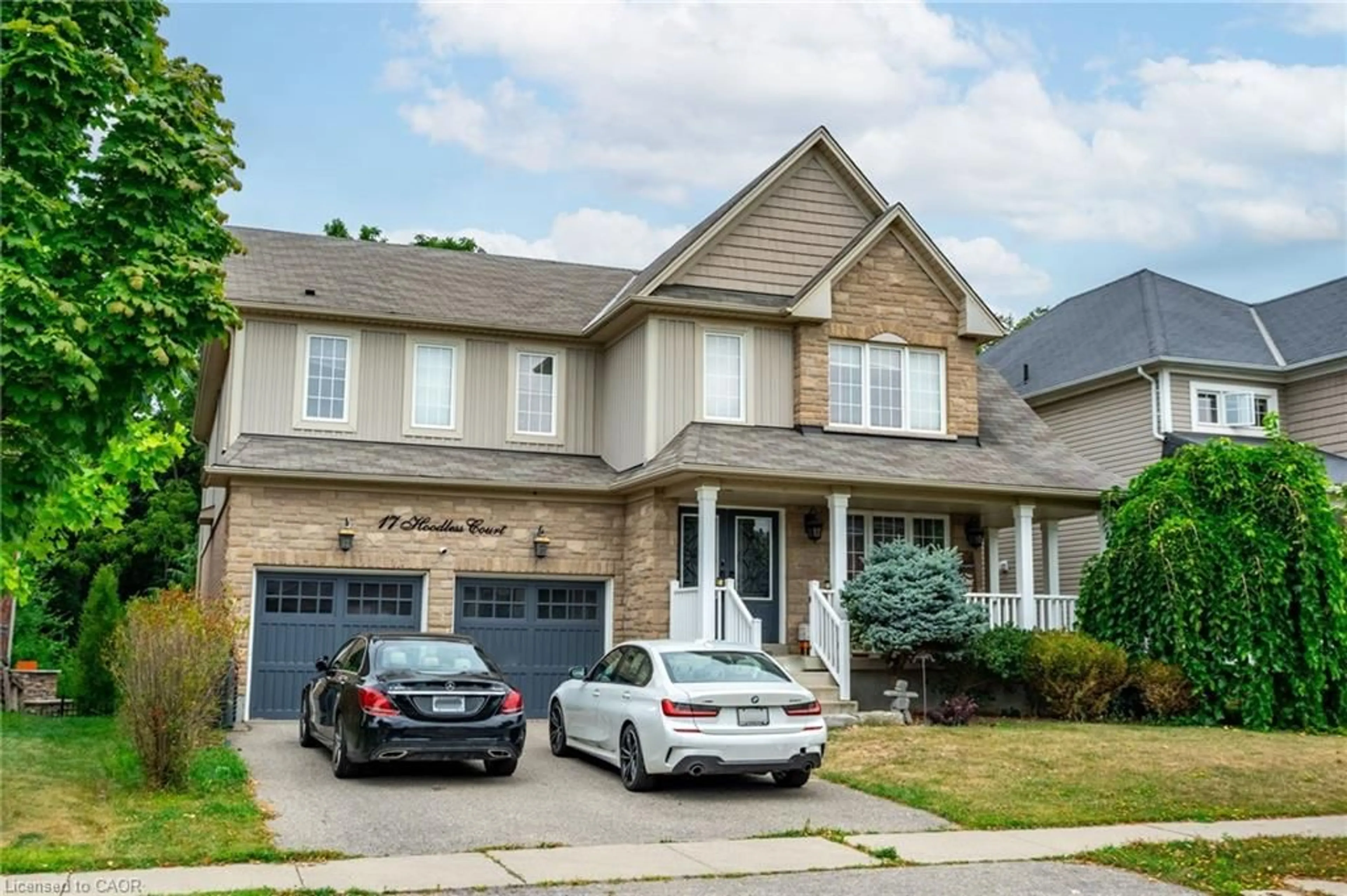 Home with brick exterior material, street for 17 Hoodless Crt, Brantford Ontario N3T 0A8