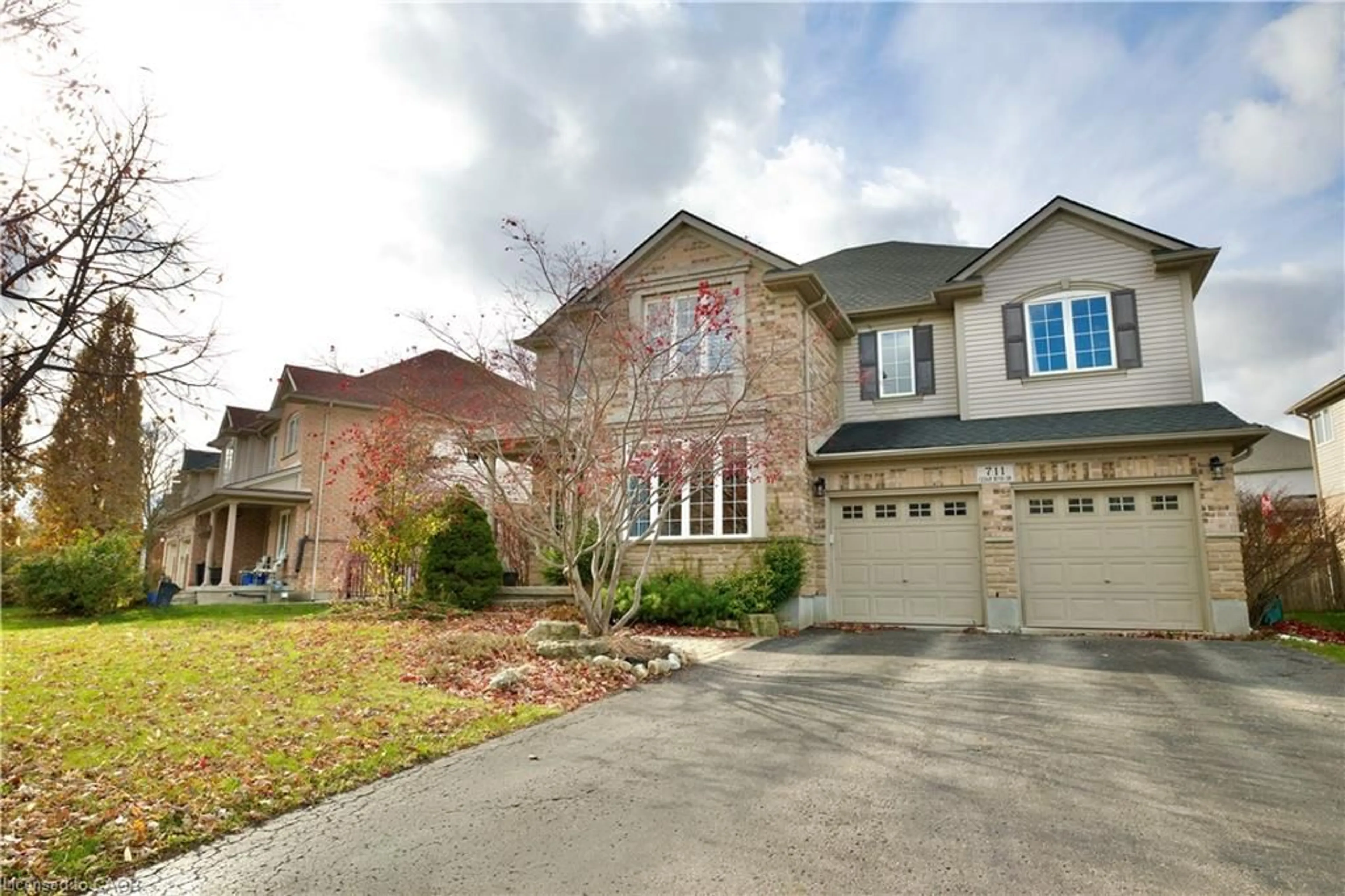 Home with brick exterior material, street for 711 Cedar Bend Dr, Waterloo Ontario N2V 2R2