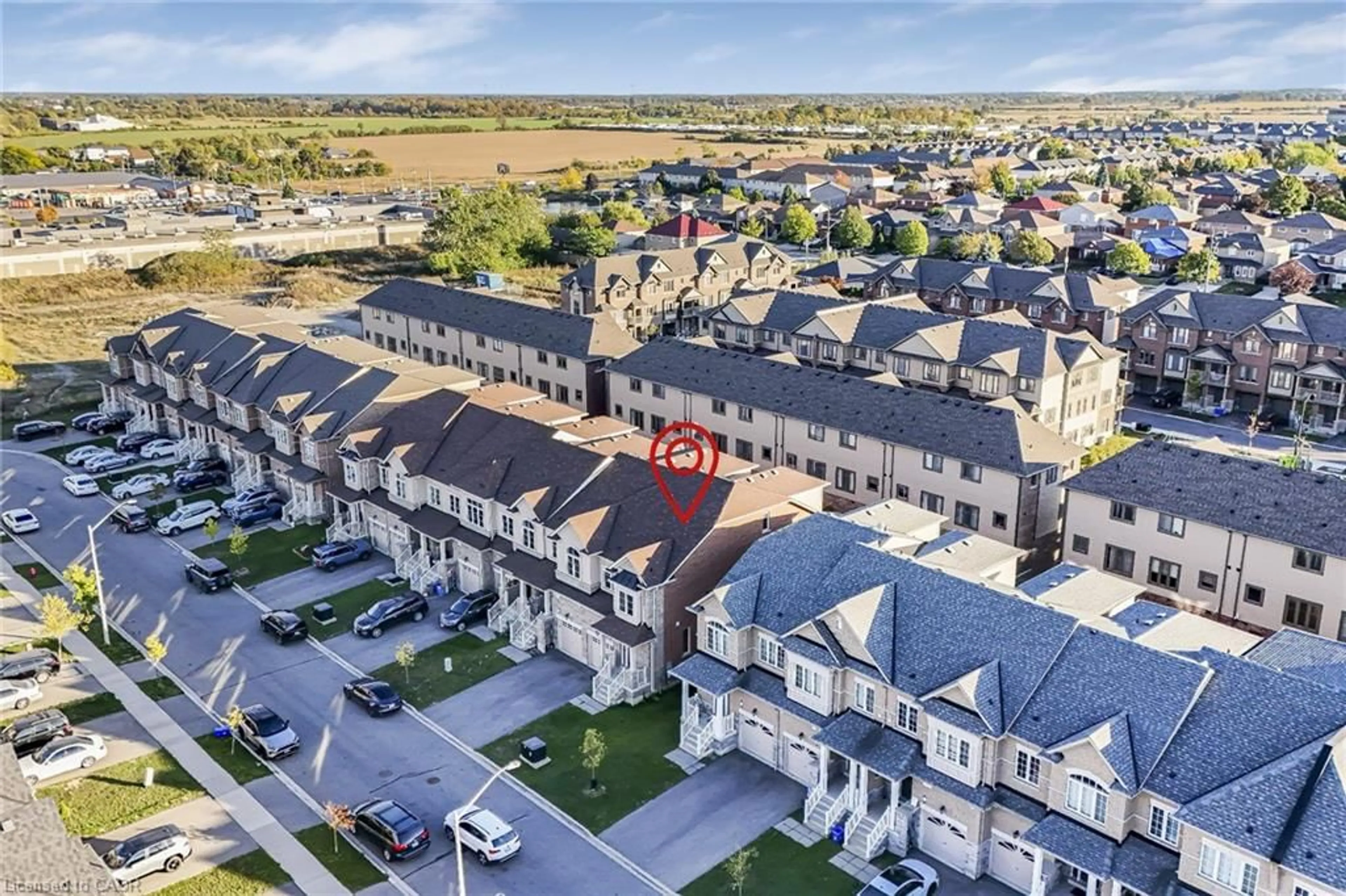 A pic from outside/outdoor area/front of a property/back of a property/a pic from drone, unknown for 18 Talence Dr, Hamilton Ontario L8J 0L2