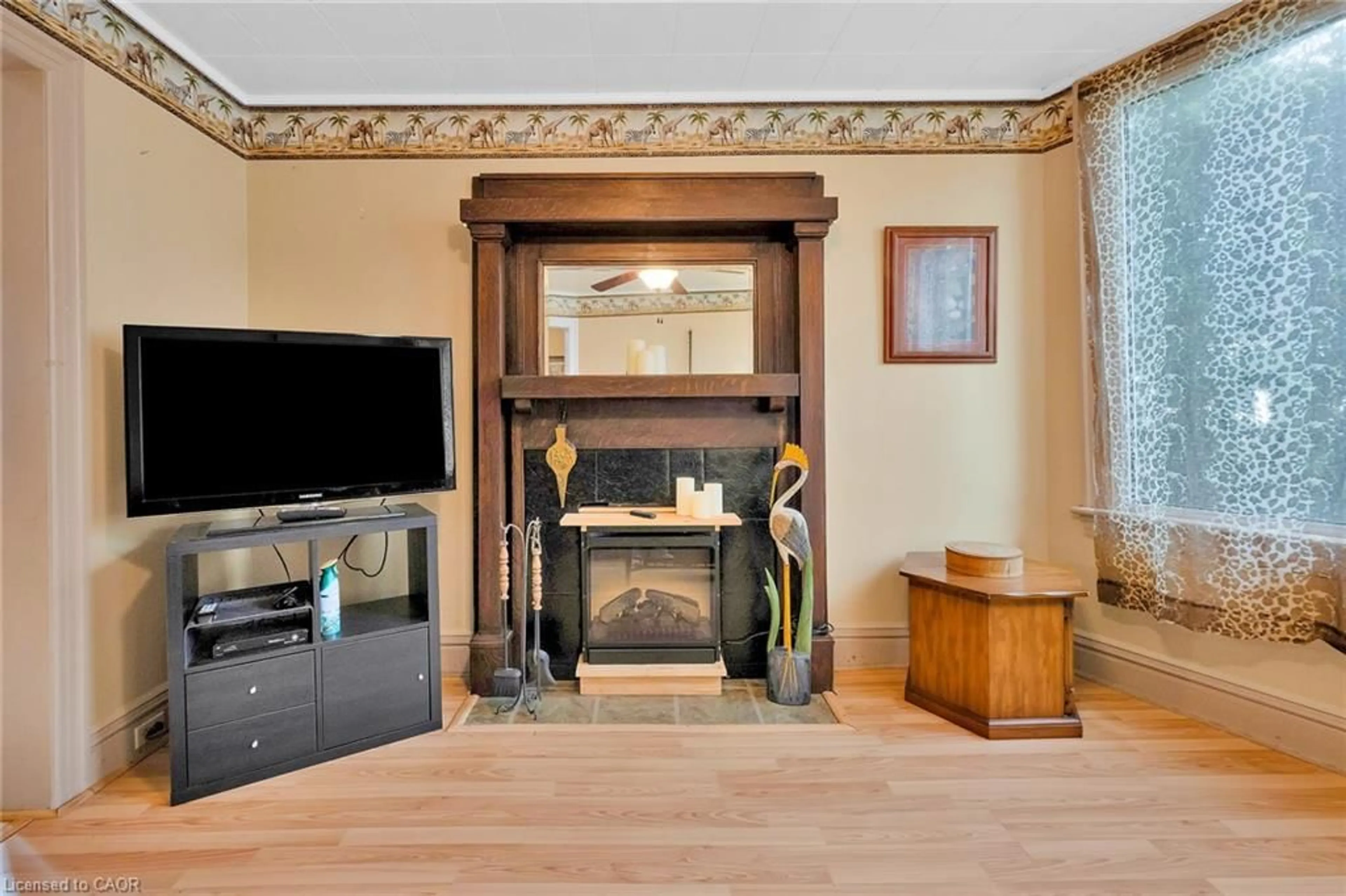 Unknown for 55 Harvey St, Hamilton Ontario L8L 2L9