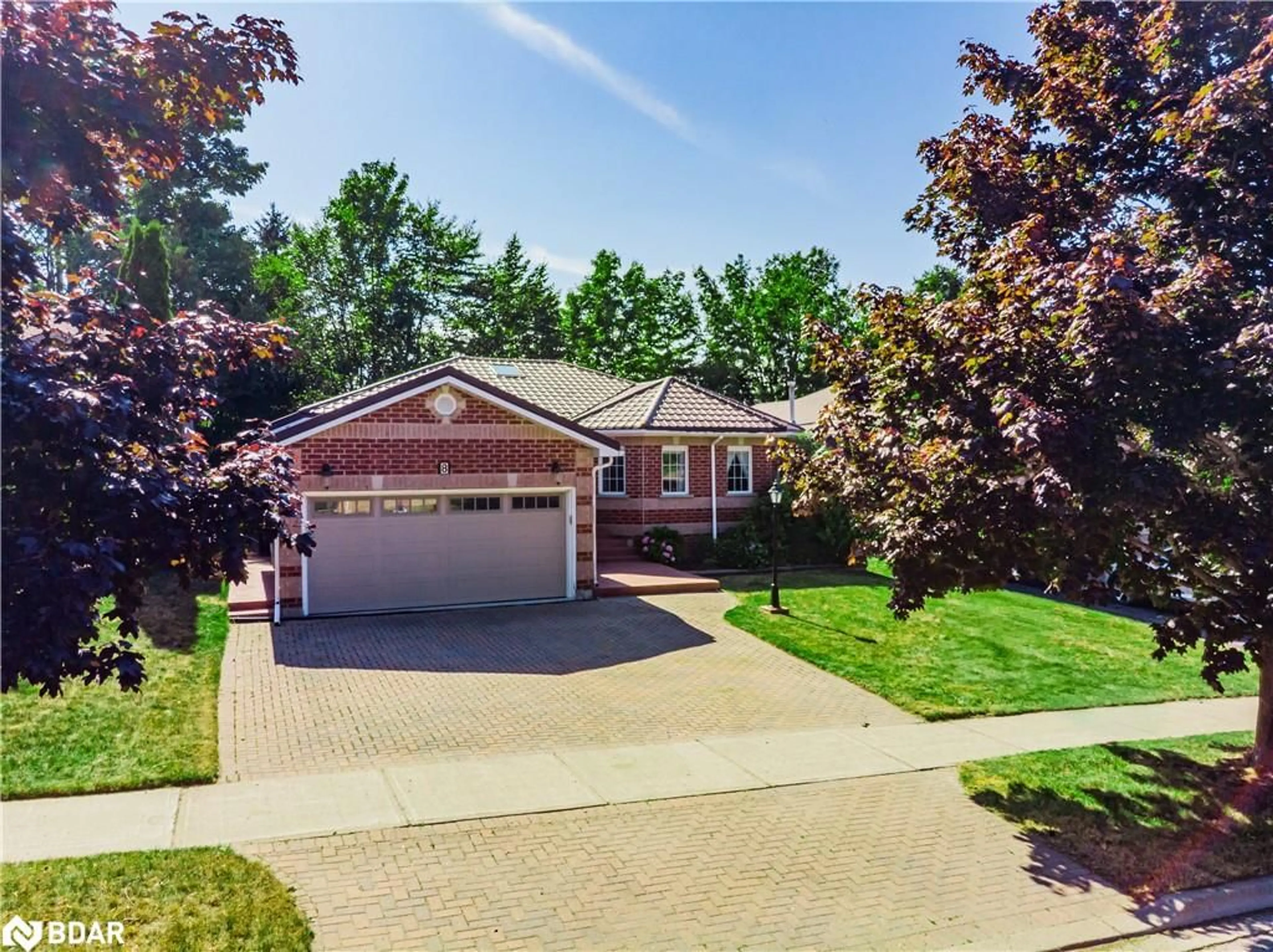 Home with brick exterior material, street for 8 Kell Pl, Barrie Ontario L4N 9K3