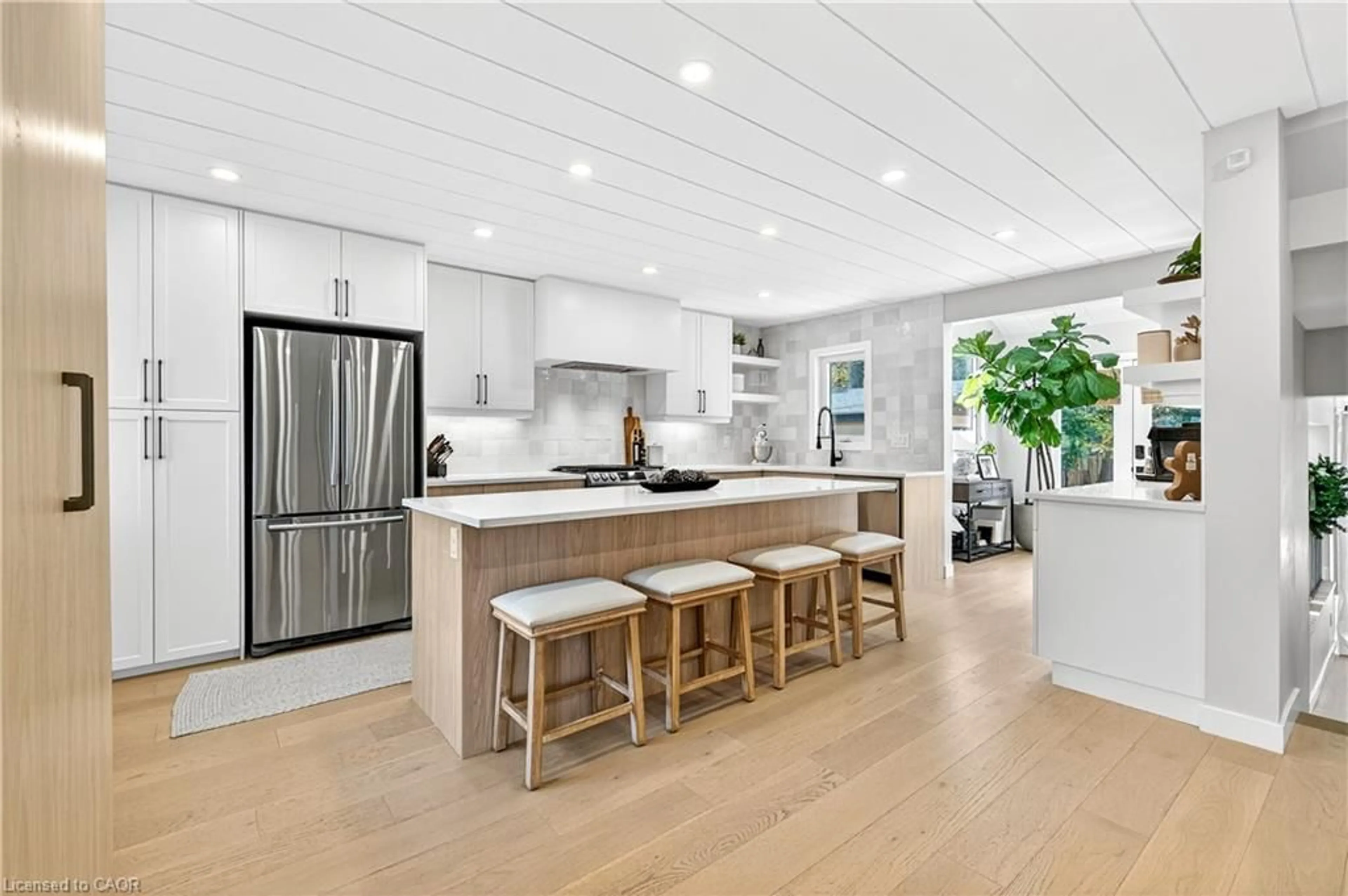 Open concept kitchen, unknown for 192 Central Dr, Hamilton Ontario L9G 2A4