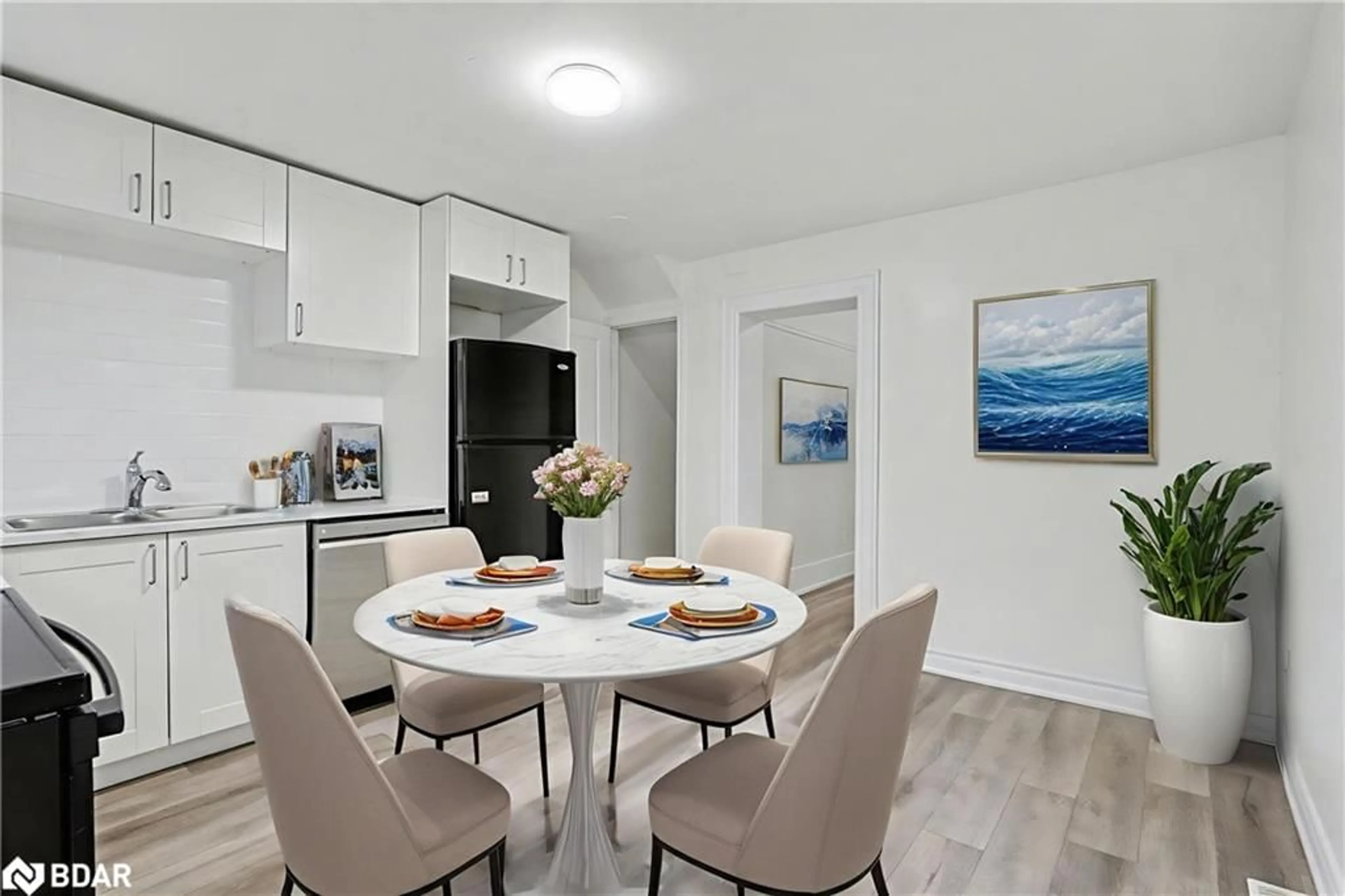 Unknown for 287 Hunter St, Hamilton Ontario L8P 1S2