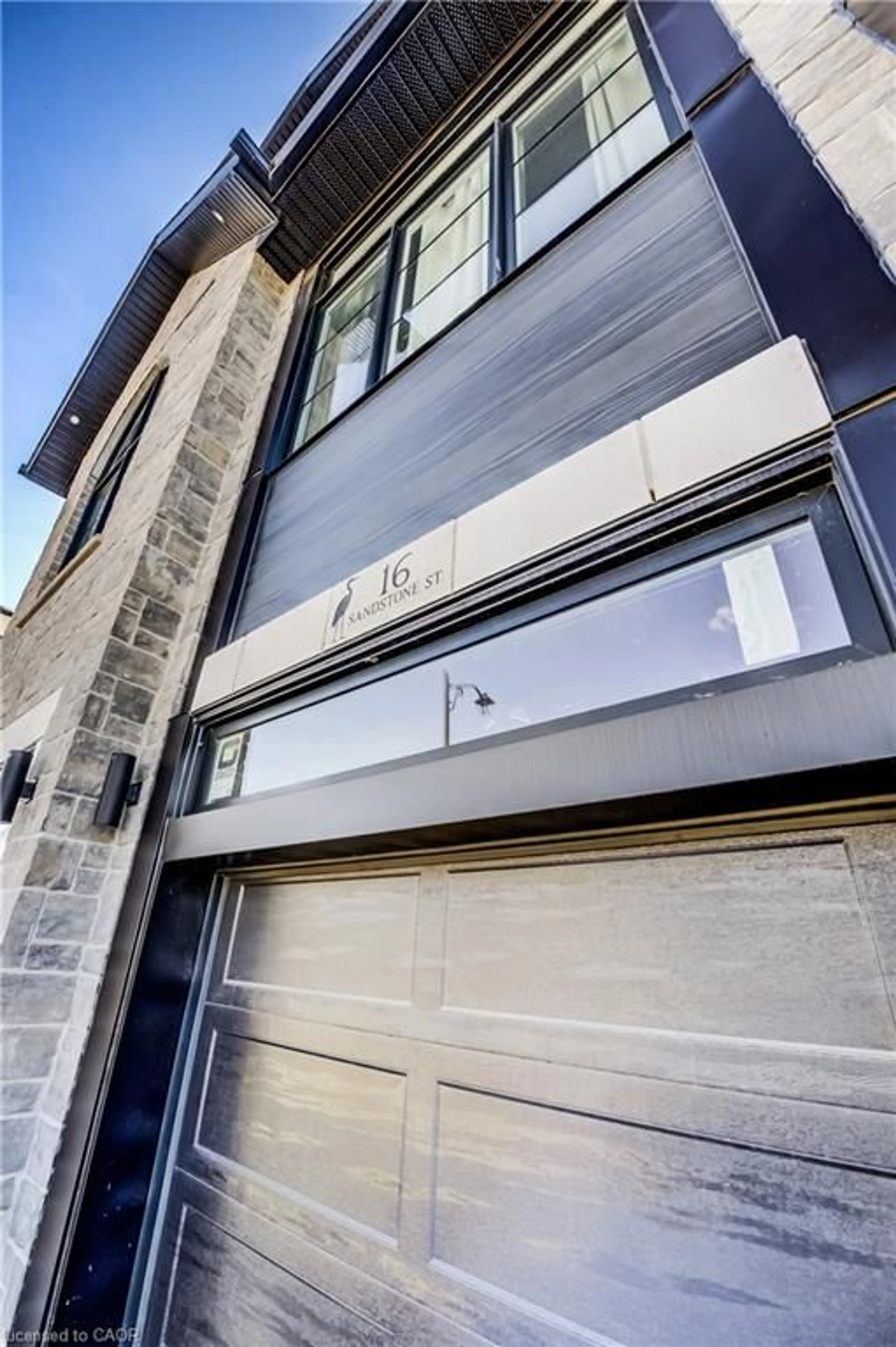 Unknown for 16 Sandstone St, Cambridge Ontario N1S 4Y4