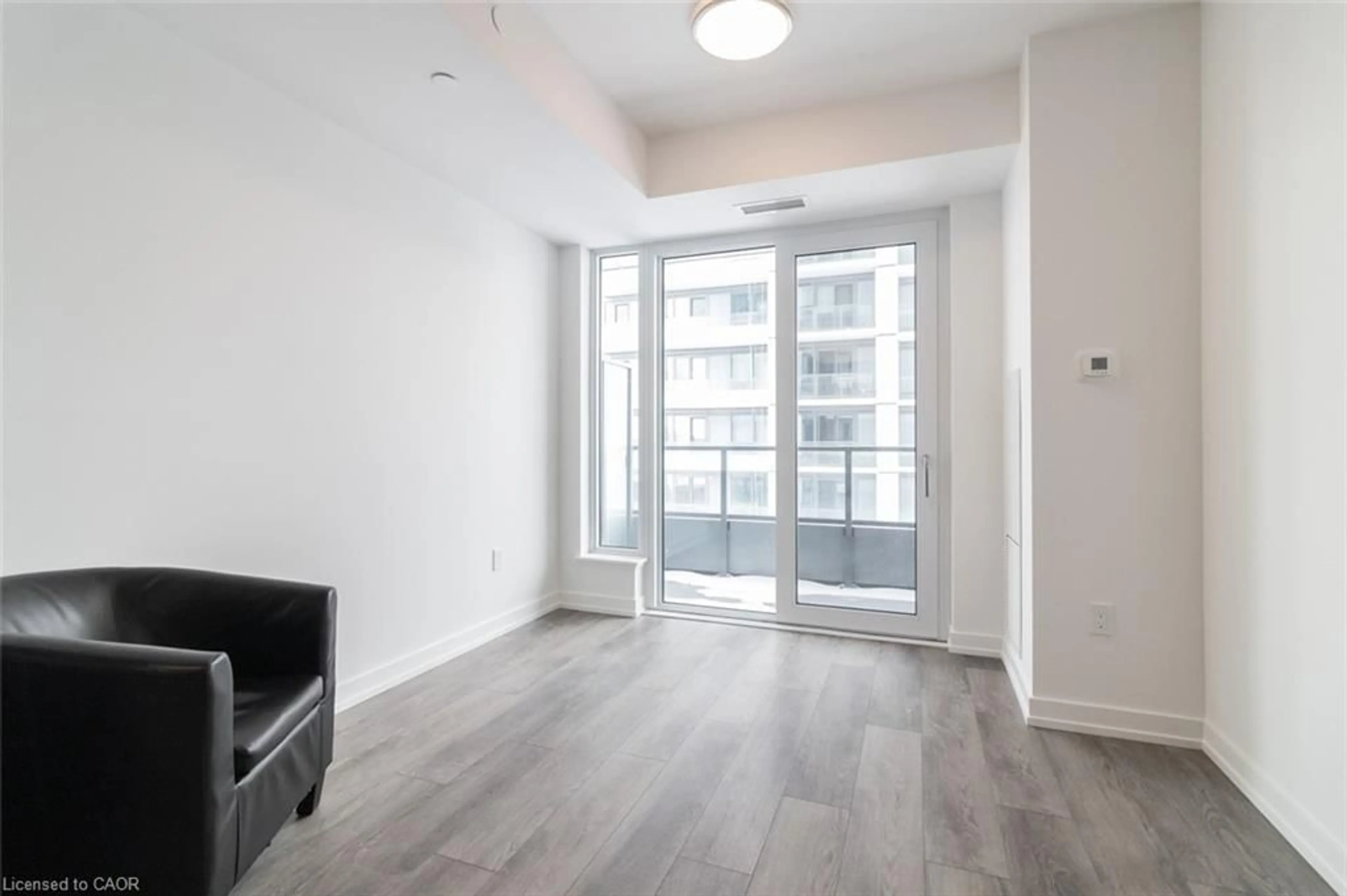 A pic of a room for 15 Wellington St #601, Kitchener Ontario N2G 0E4