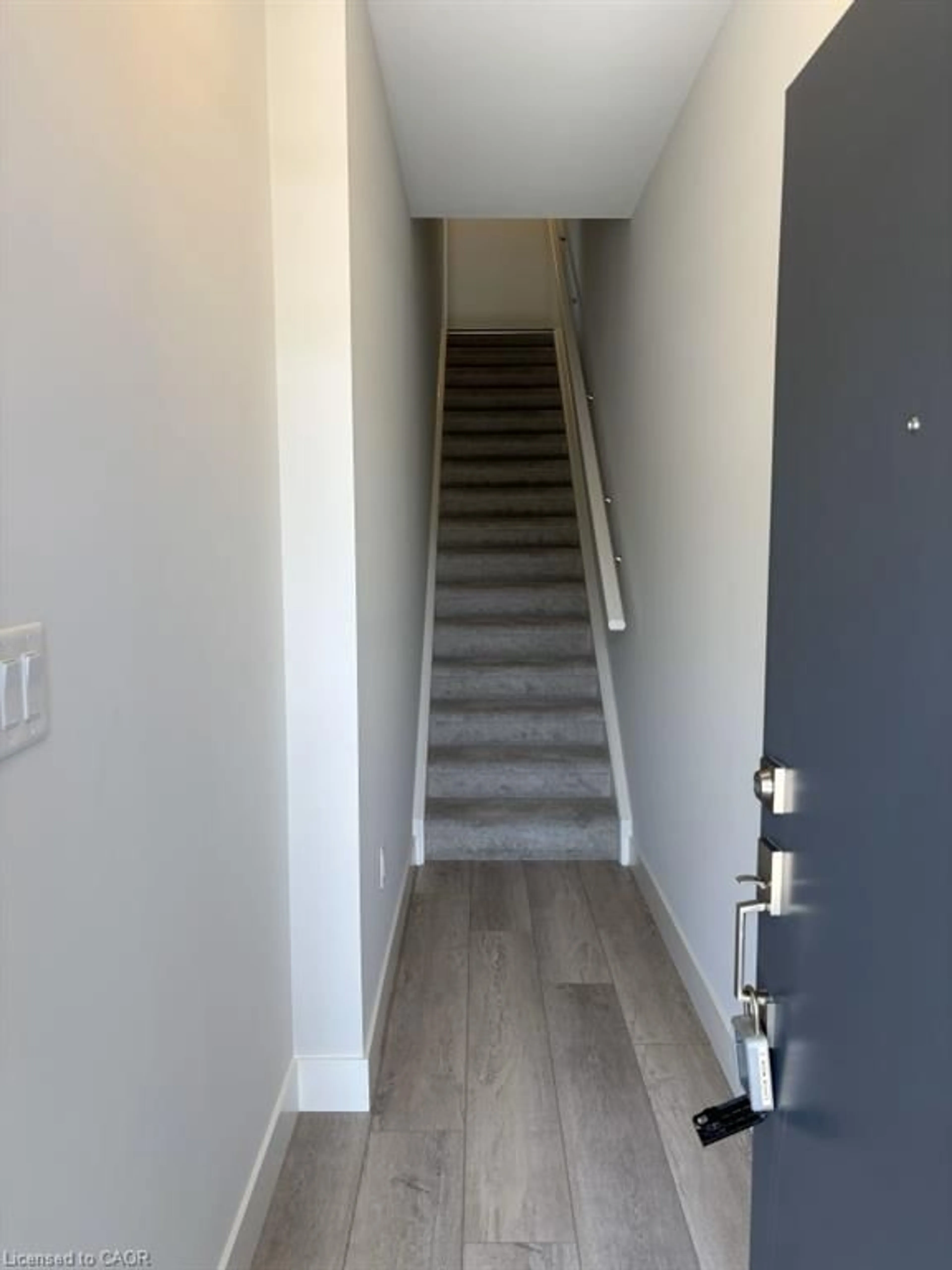 Unknown for 925 Deveron Cres #4, London Ontario N5Z 0B6