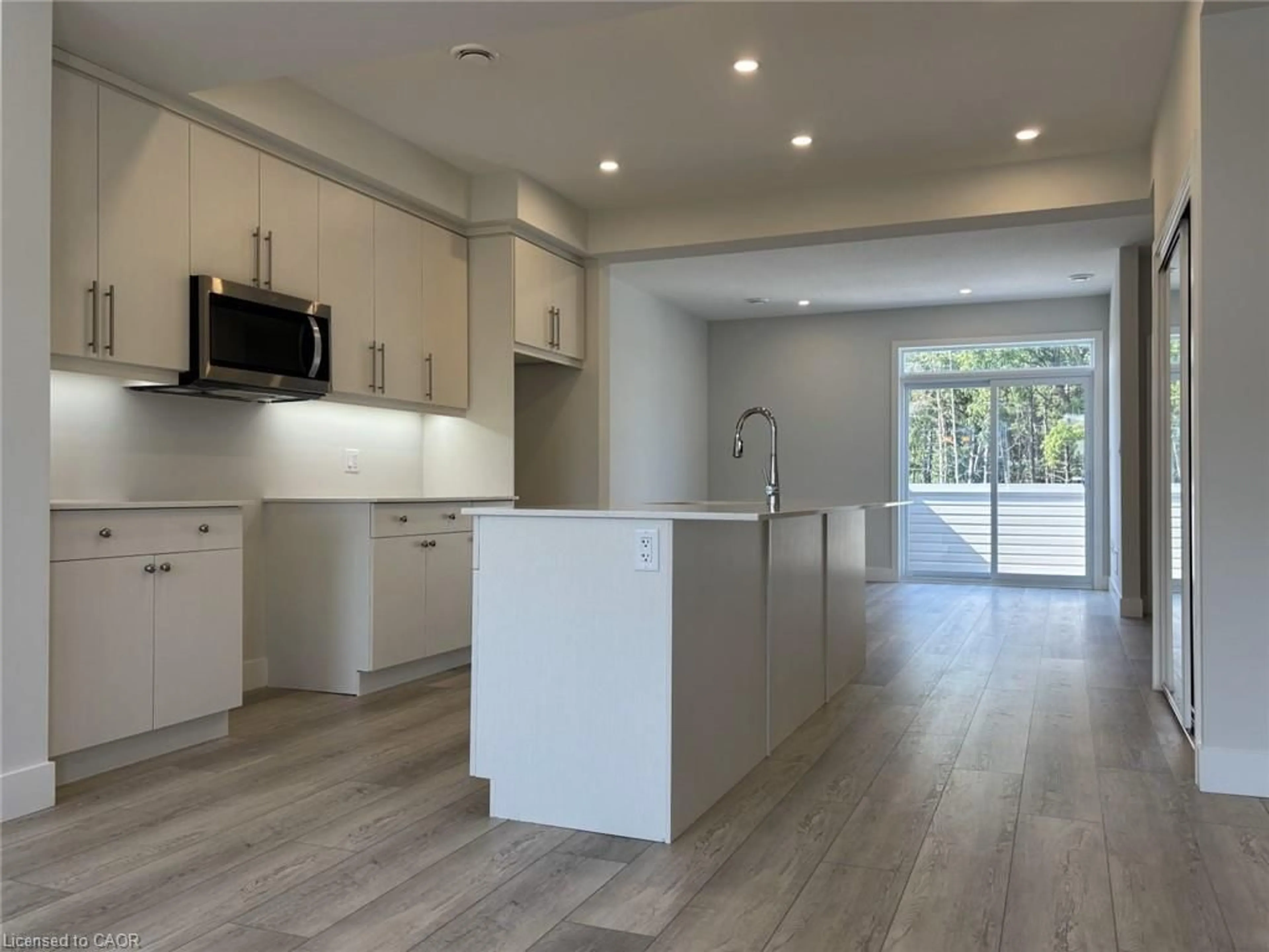 Open concept kitchen, unknown for 925 Deveron Cres #4, London Ontario N5Z 0B6