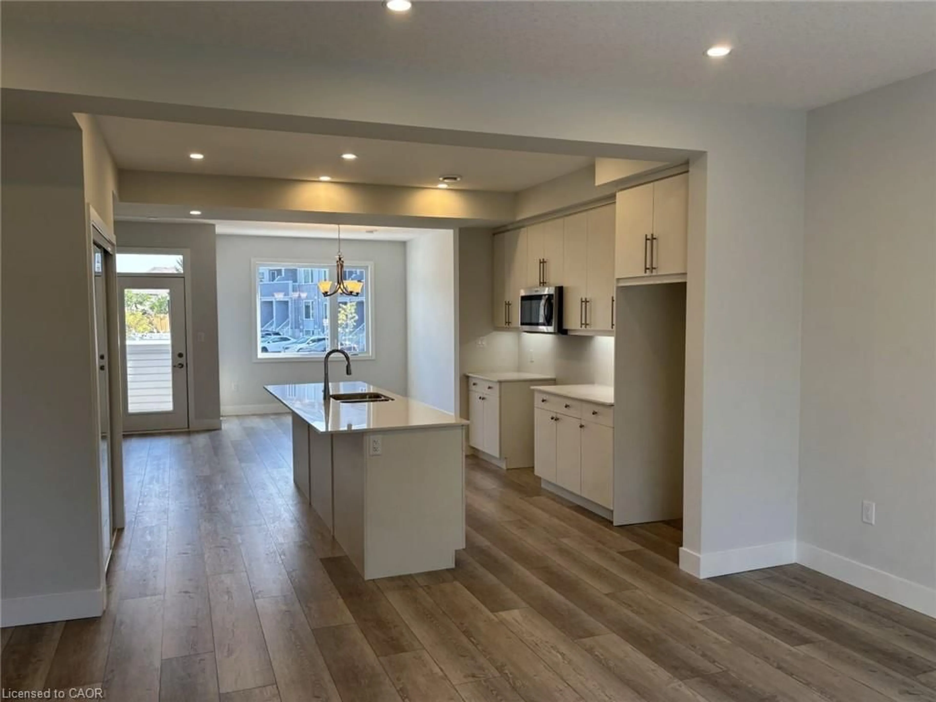 Open concept kitchen, unknown for 925 Deveron Cres #4, London Ontario N5Z 0B6