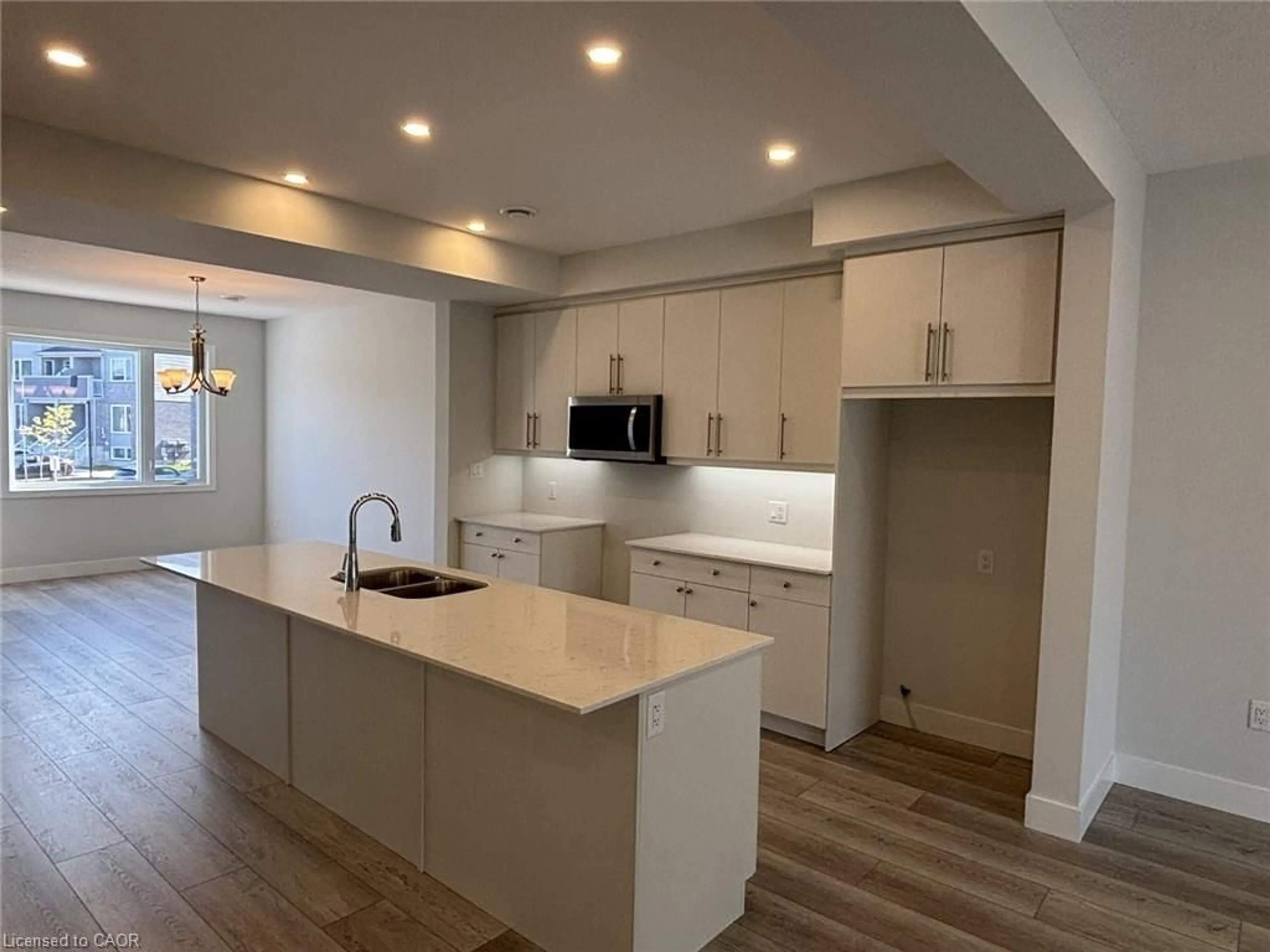 Open concept kitchen, unknown for 925 Deveron Cres #4, London Ontario N5Z 0B6