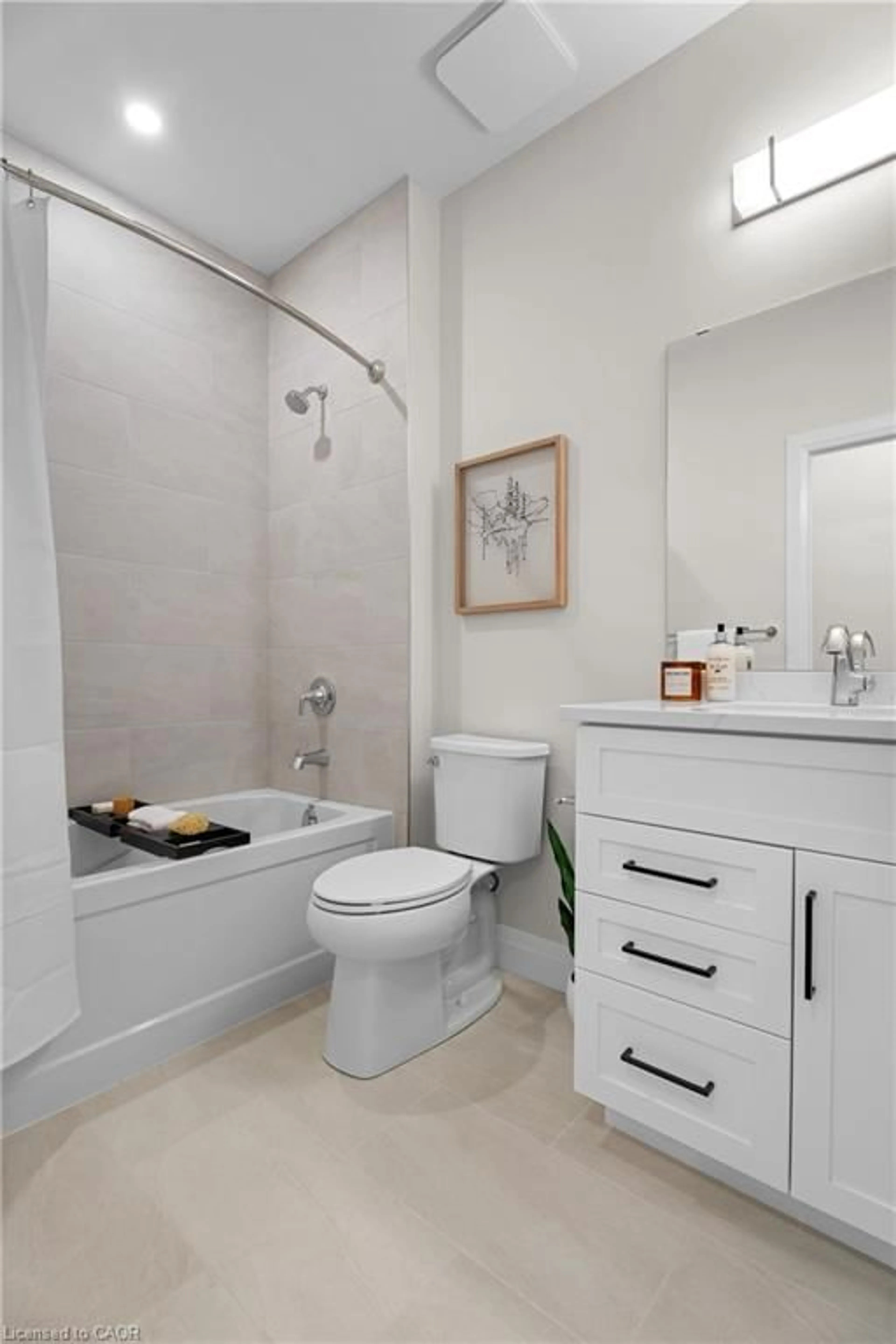 Standard bathroom, ceramic/tile floor for 1882 Gordon St #315, Guelph Ontario N1L 0P4