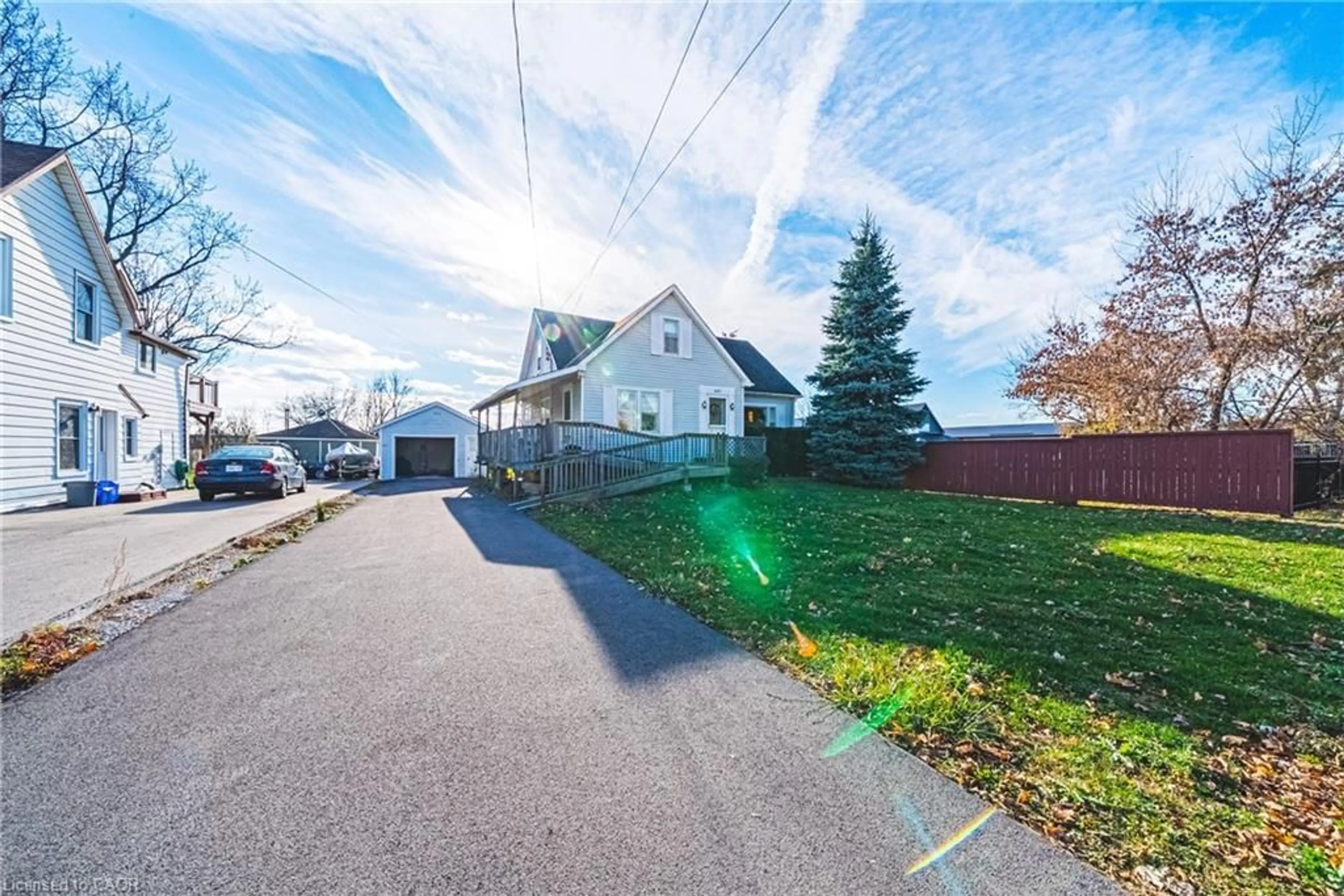 A pic from outside/outdoor area/front of a property/back of a property/a pic from drone, street for 9037 Airport Rd, Hamilton Ontario L0R 1W0