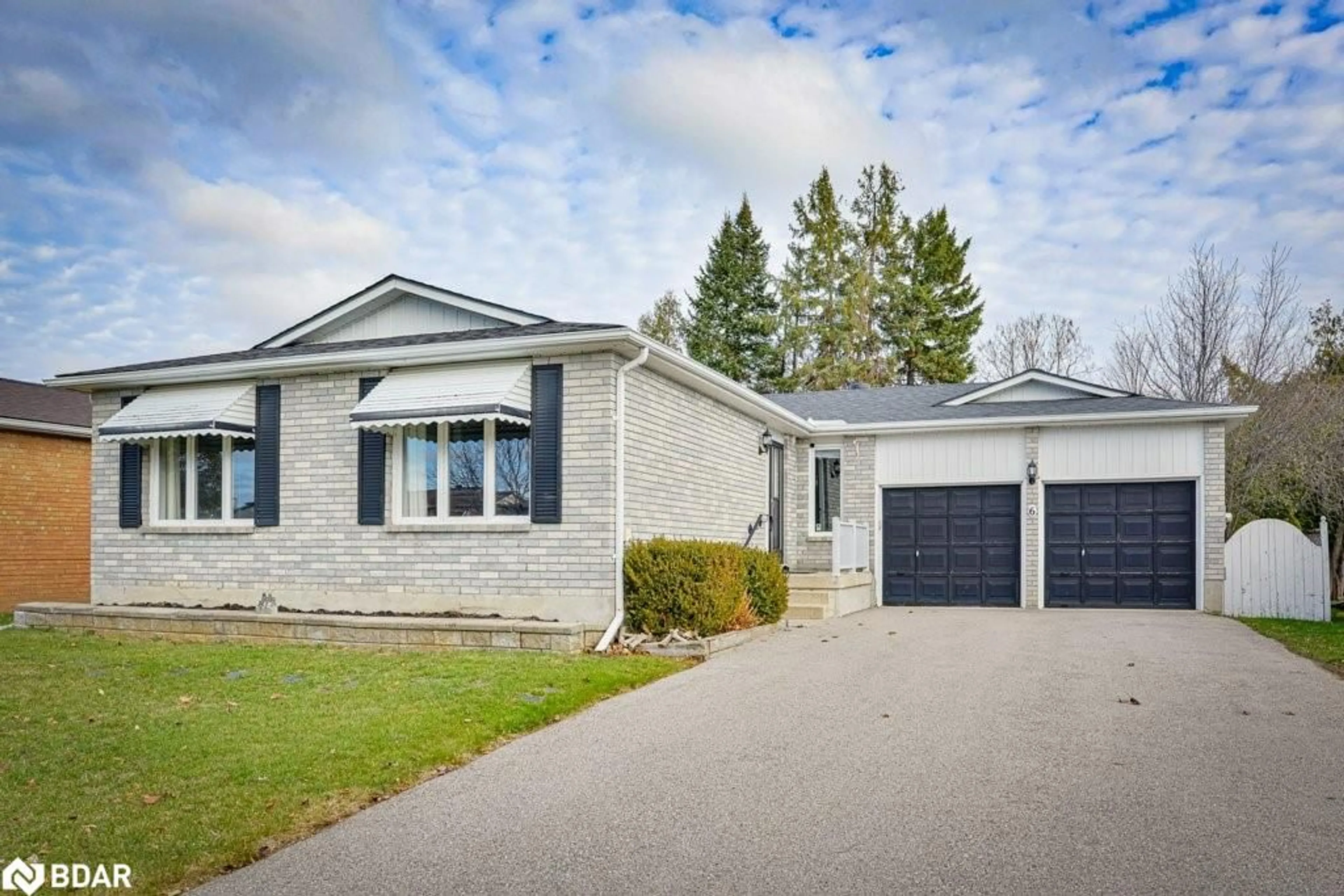 Home with brick exterior material, street for 6 Lindsay Cres, Orillia Ontario L3V 9G3