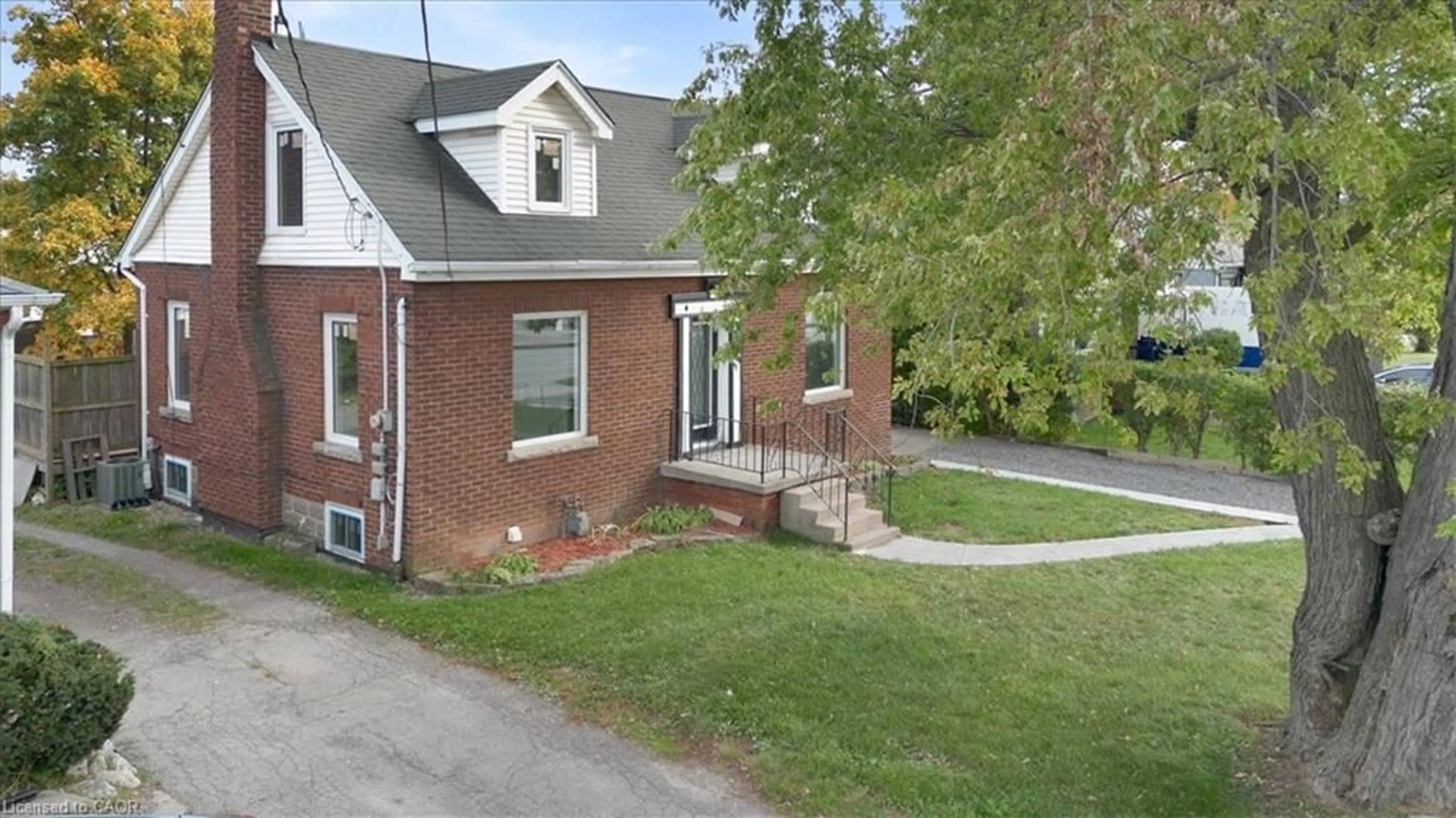 Home with brick exterior material, street for 687 Upper James St, Hamilton Ontario L9C 2Z4