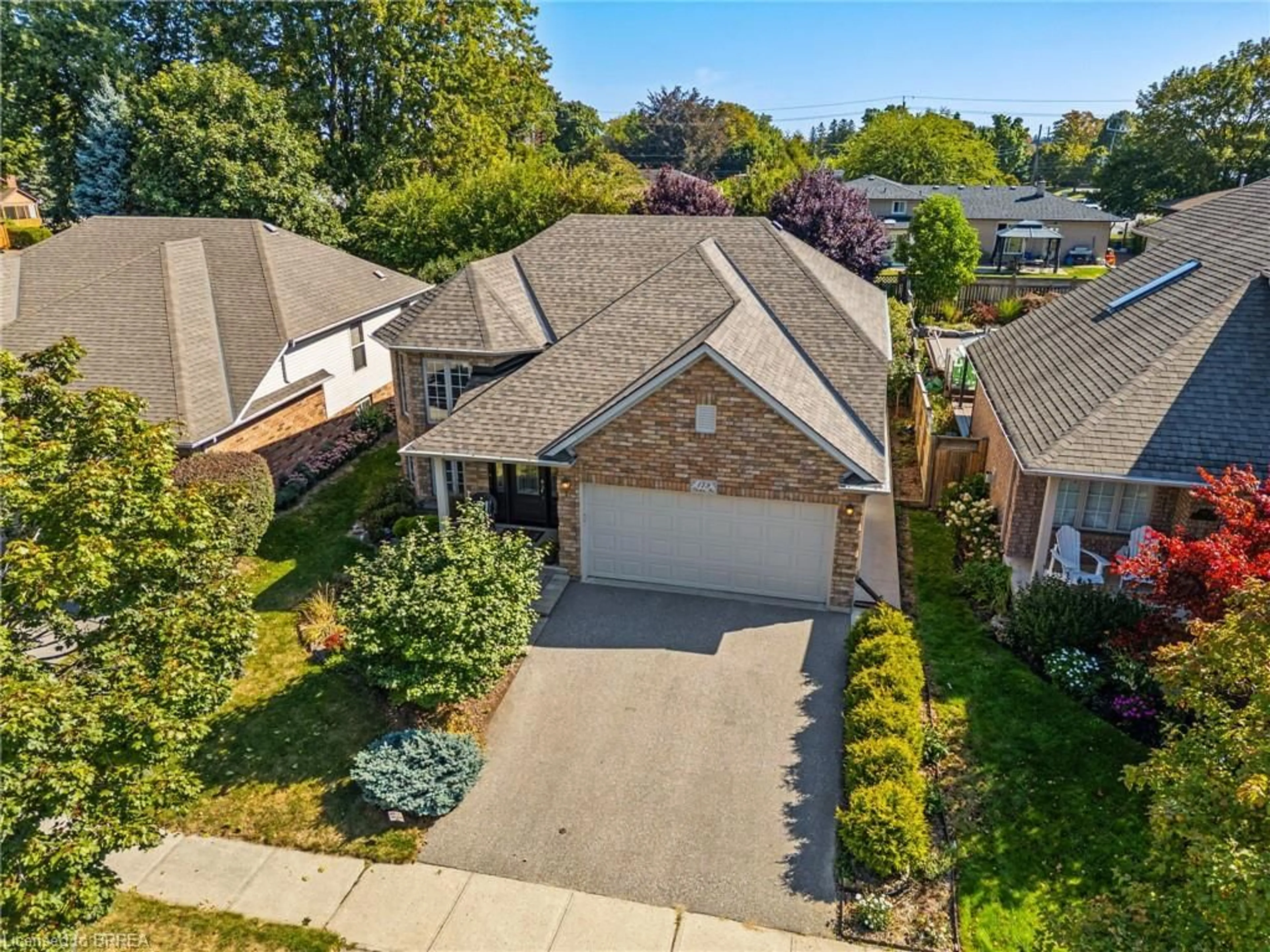 A pic from outside/outdoor area/front of a property/back of a property/a pic from drone, street for 179 Olivetree Rd, Brantford Ontario N3R 7Z4