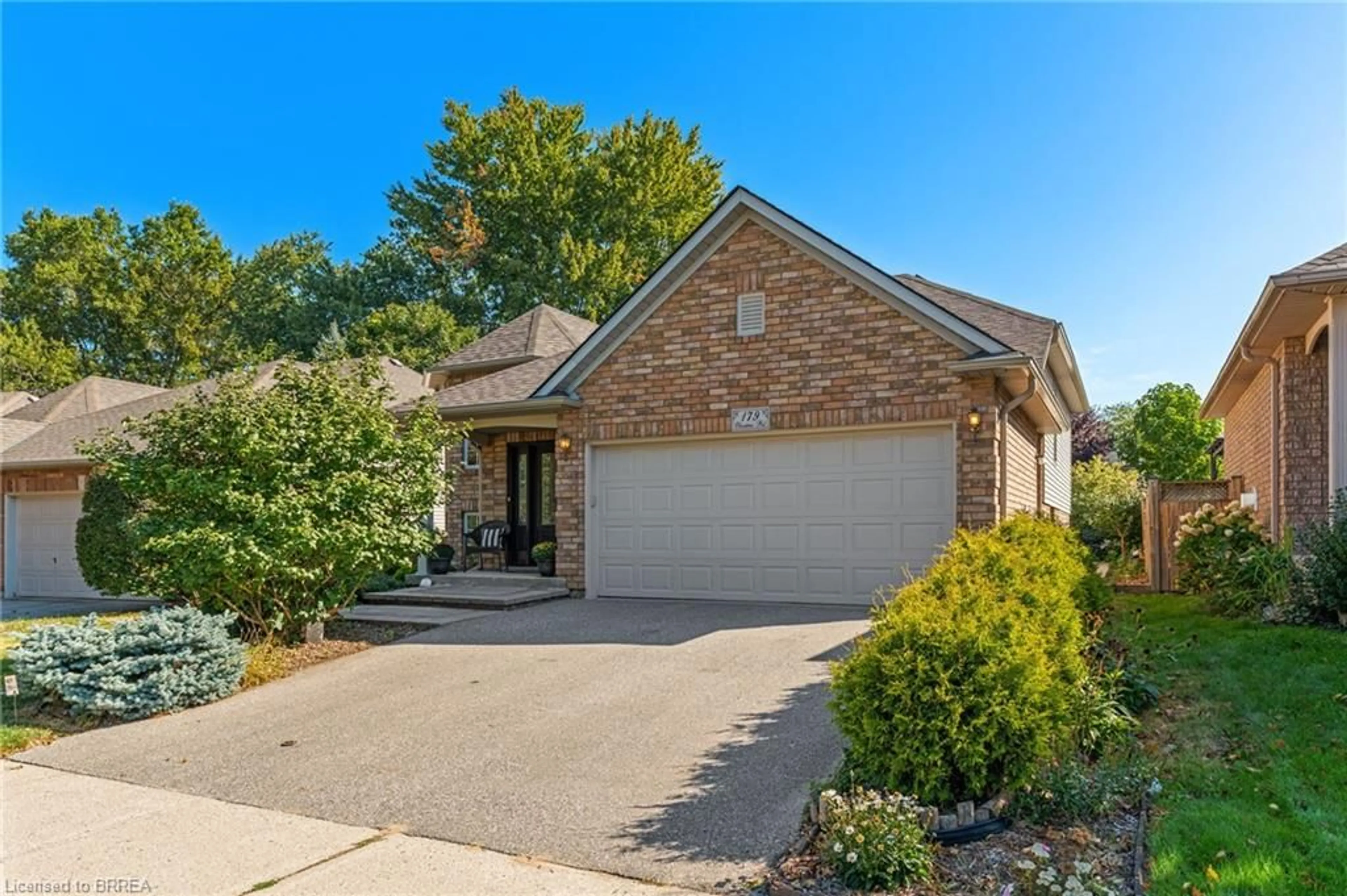 Home with brick exterior material, street for 179 Olivetree Rd, Brantford Ontario N3R 7Z4