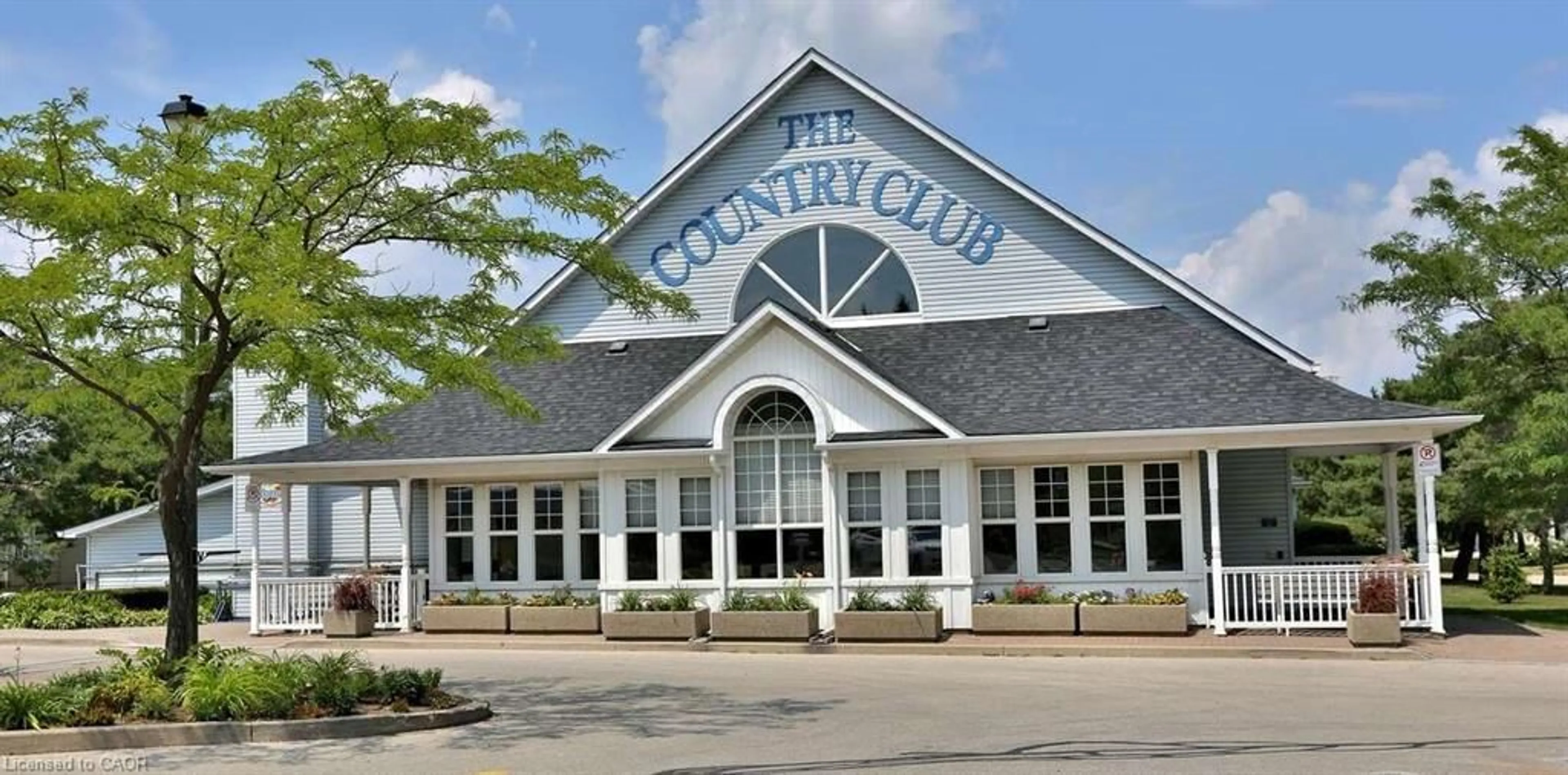 Lobby for 600 Silverbirch Blvd #308, Mount Hope Ontario L0R 1W0