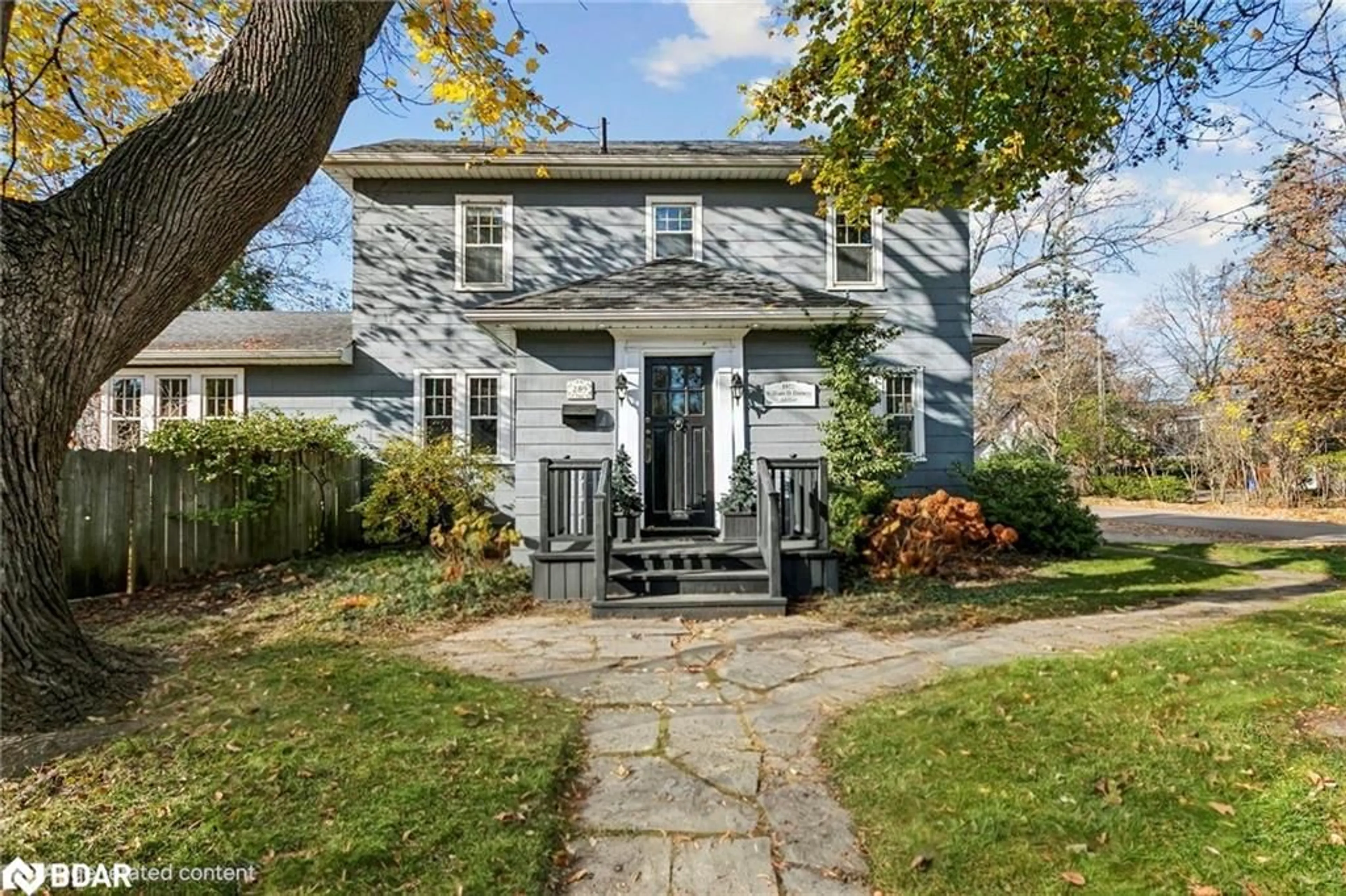 Unknown for 289 Spruce St, Oakville Ontario L6J 2G8