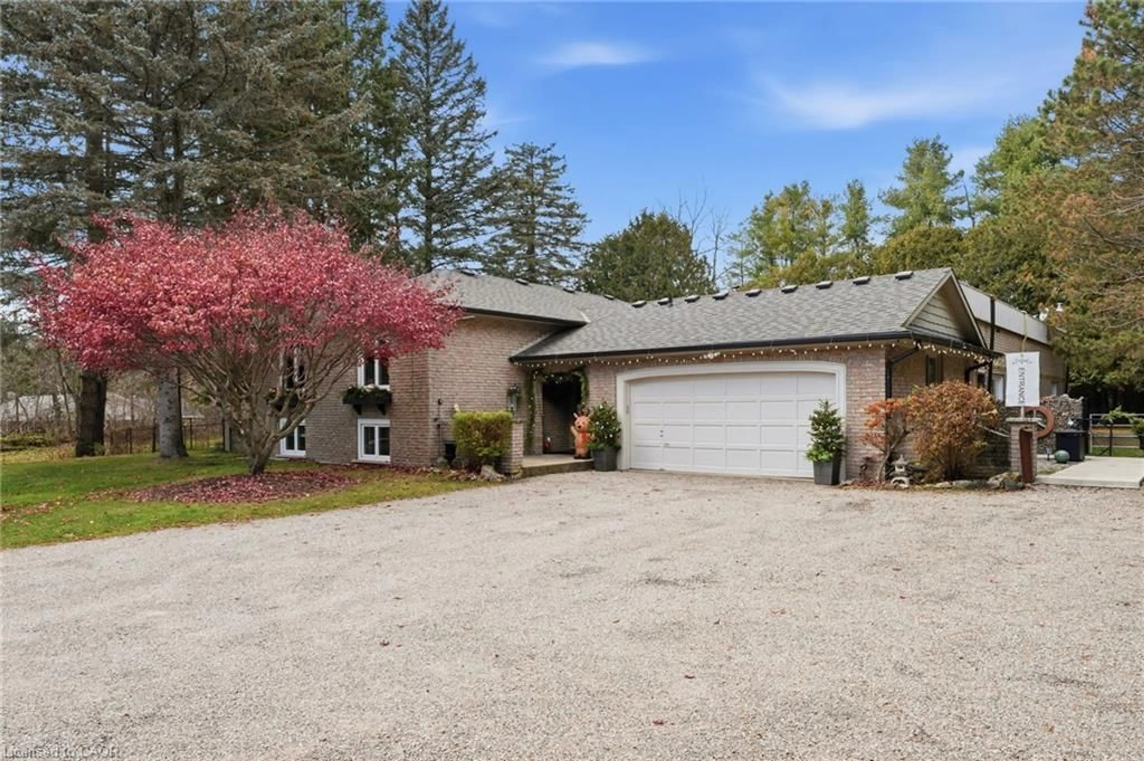 Unknown for 235 11th Concession Rd, Freelton Ontario L8B 1H7