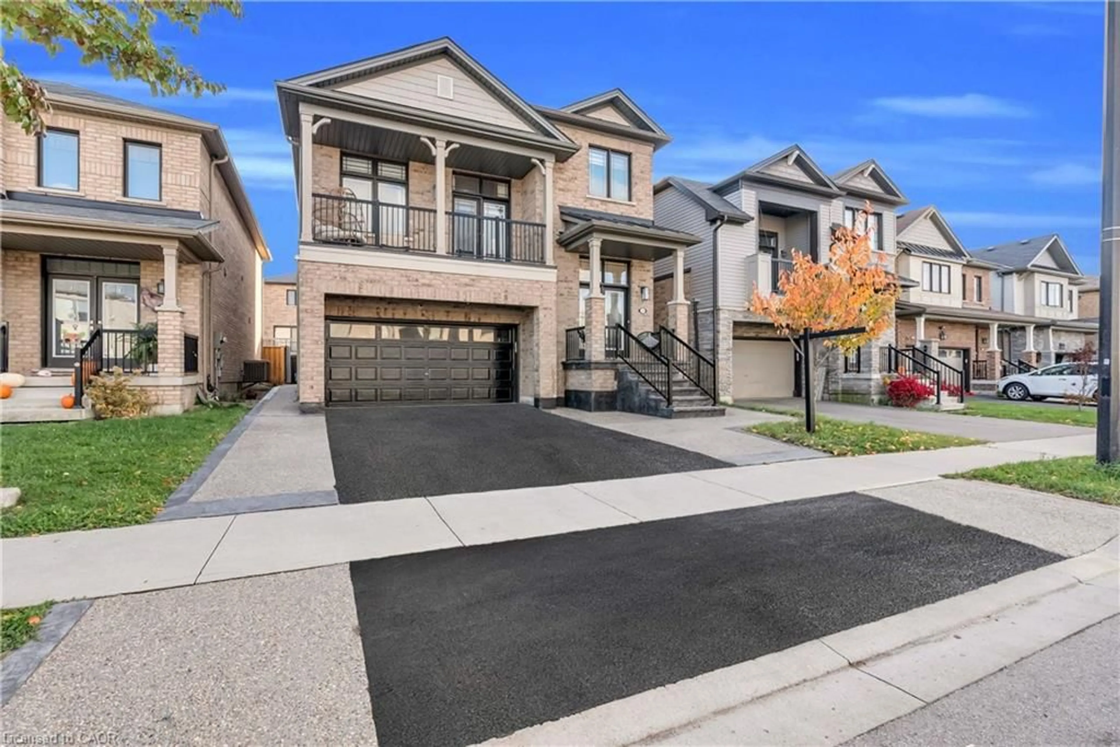 Home with brick exterior material, street for 35 Bedrock Dr, Stoney Creek Ontario L8J 0K6