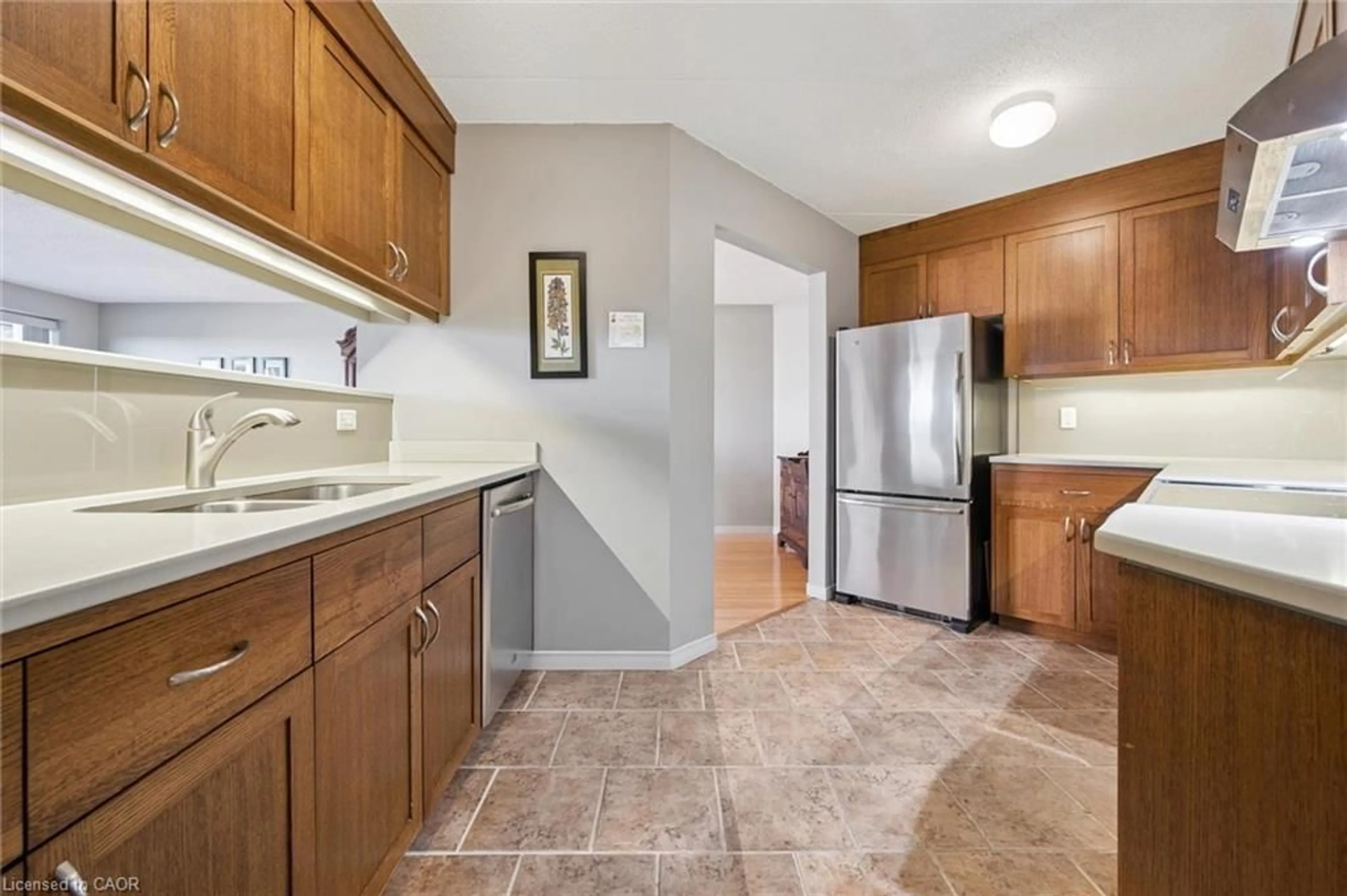 Standard kitchen, ceramic/tile floor for 8 Christopher Crt #705, Guelph Ontario N1G 4N7